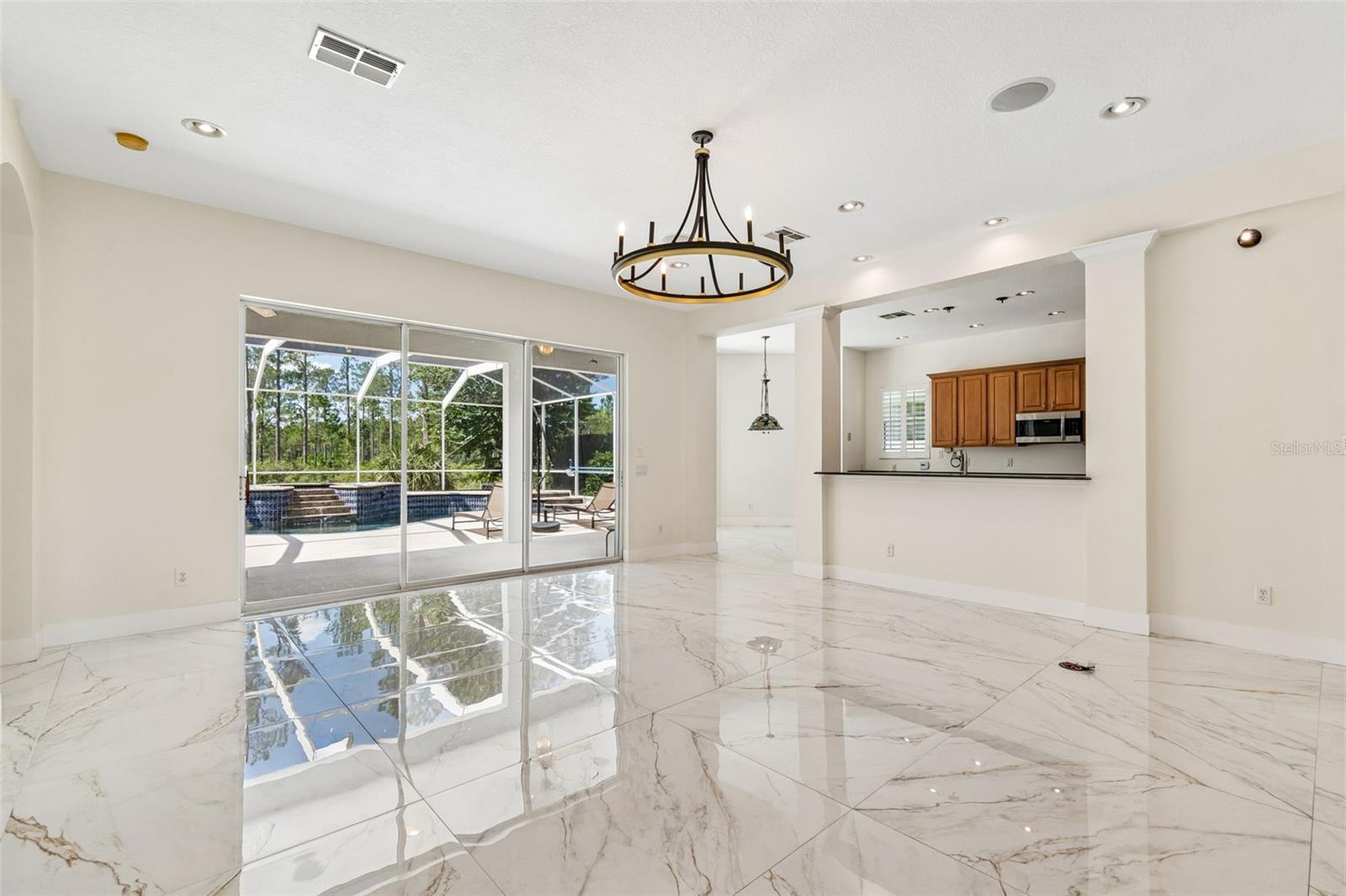 10102 DEERCLIFF DR — photo 16