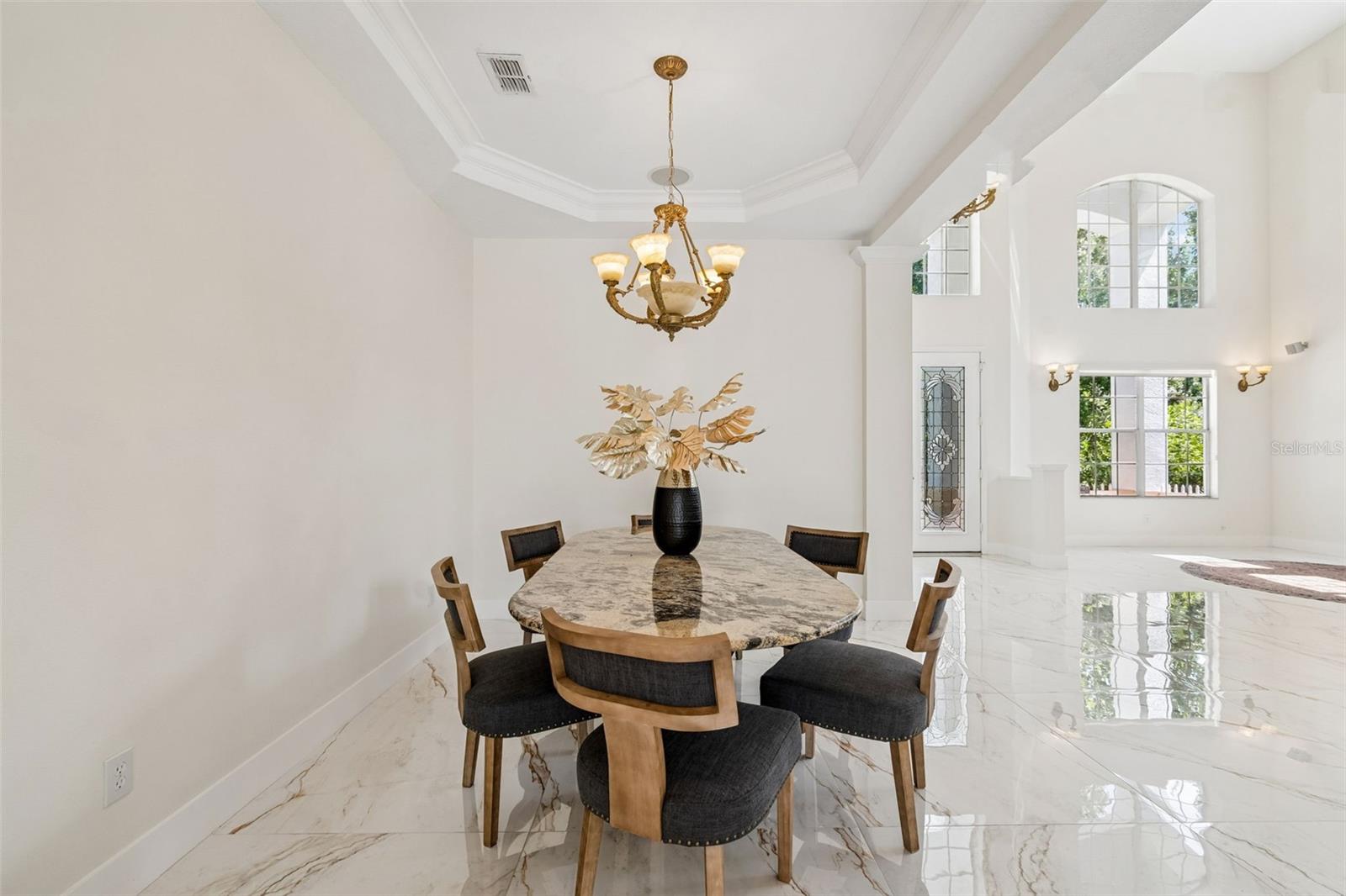 10102 DEERCLIFF DR — photo 12