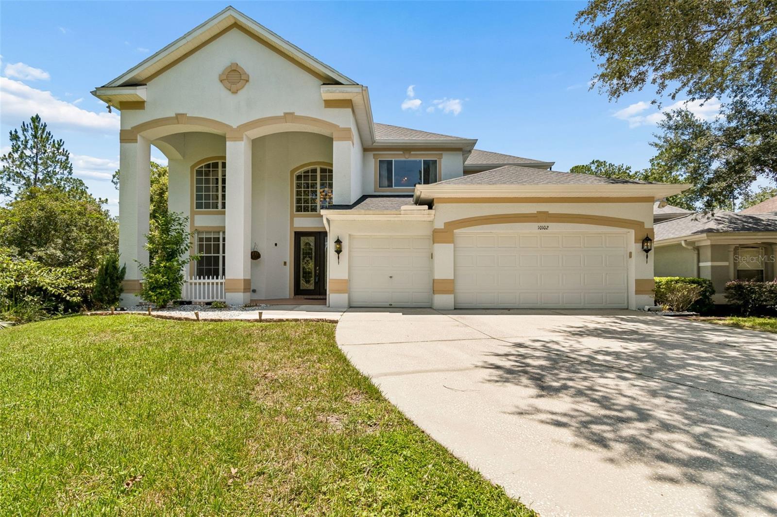 10102 DEERCLIFF DR — photo 2