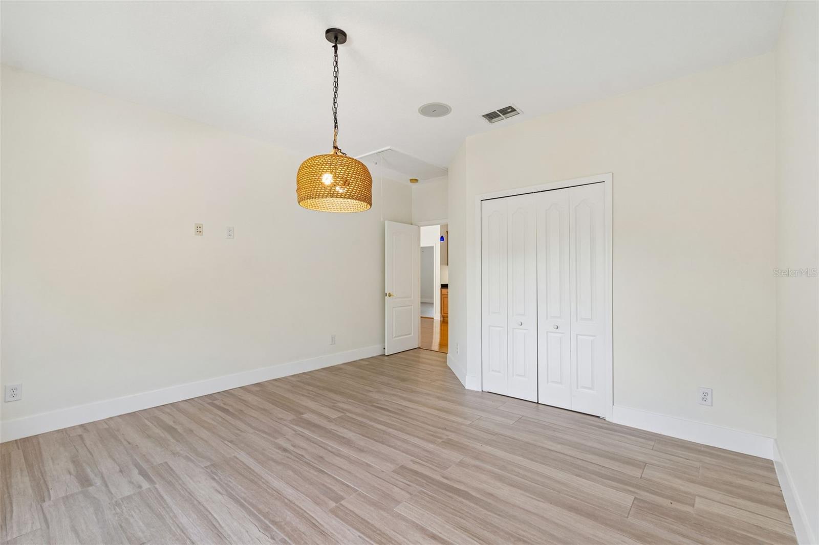 10102 DEERCLIFF DR — photo 46