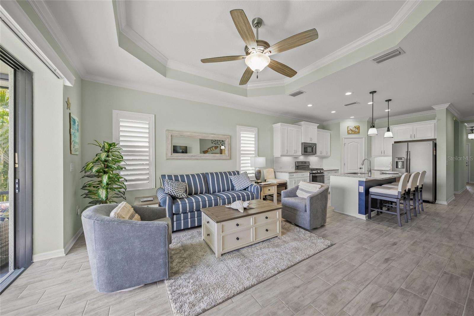 215 CASSANO DR — photo 24