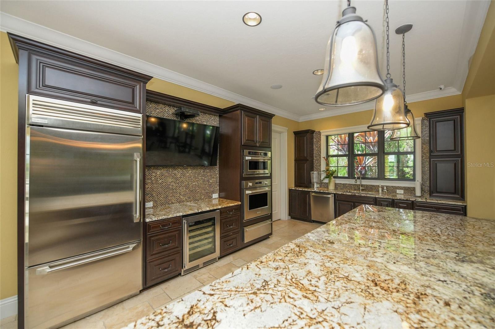 215 CASSANO DR — photo 49