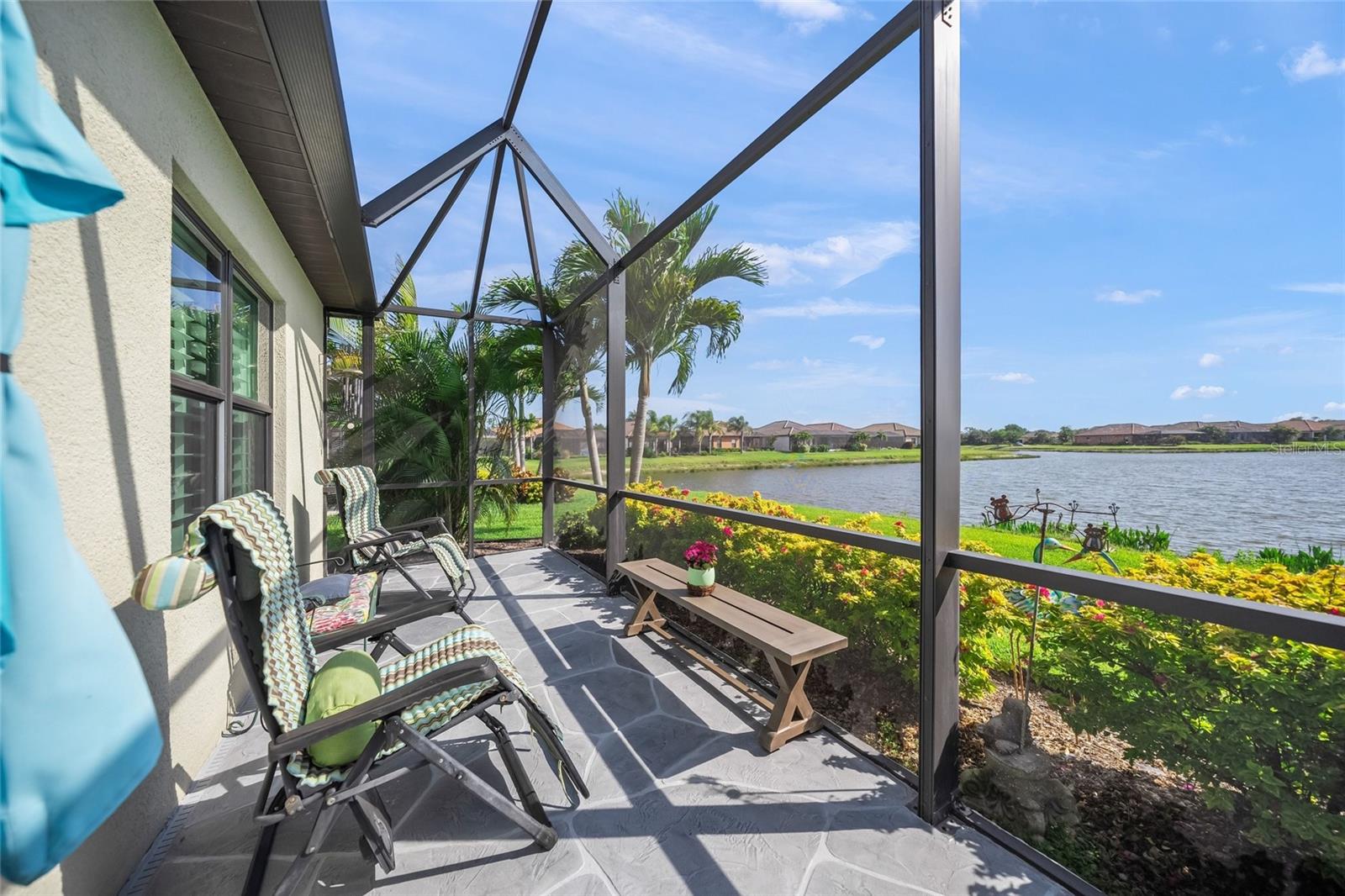 215 CASSANO DR — photo 13