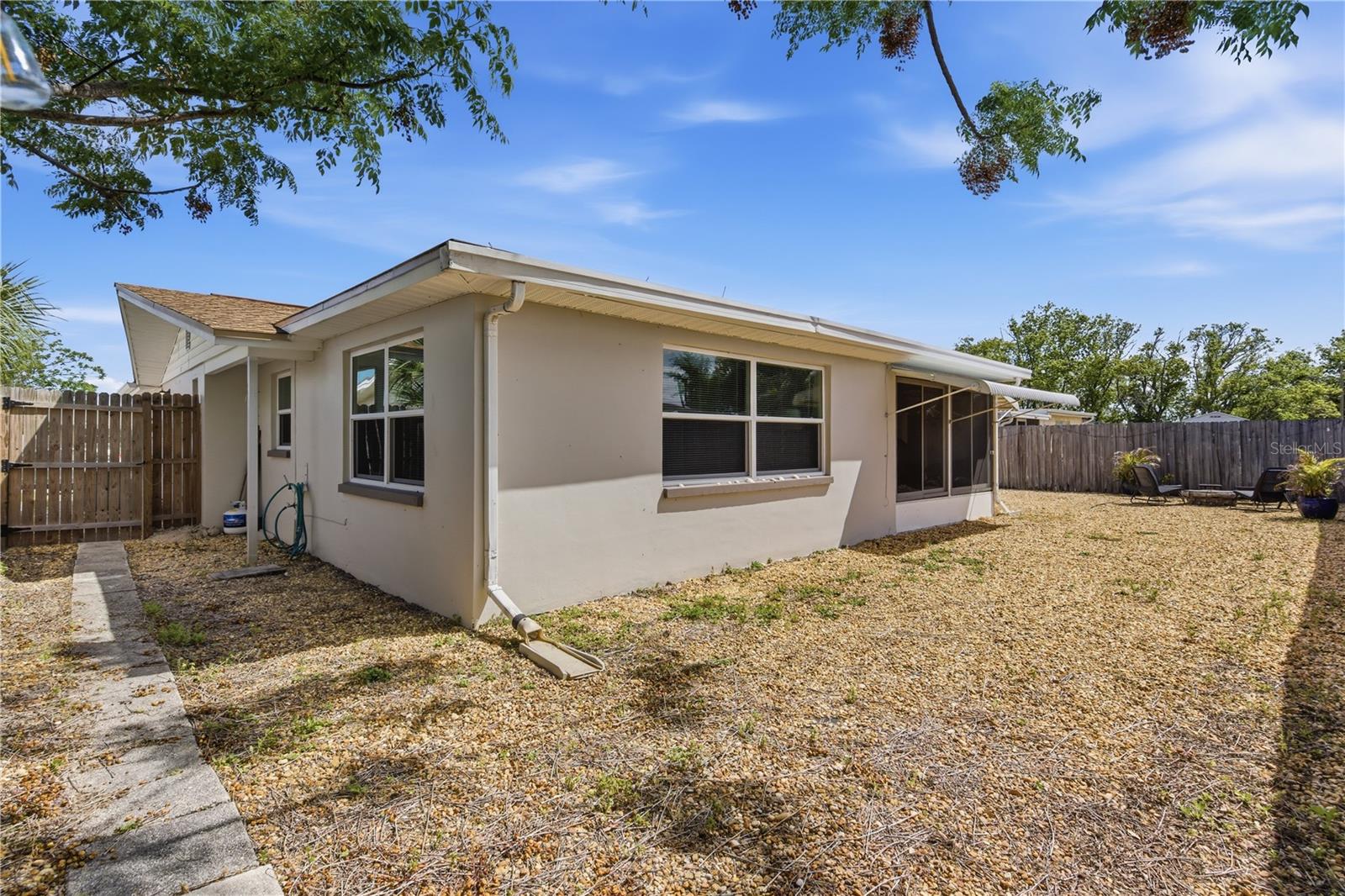 7608 SUE ELLEN DR — photo 31