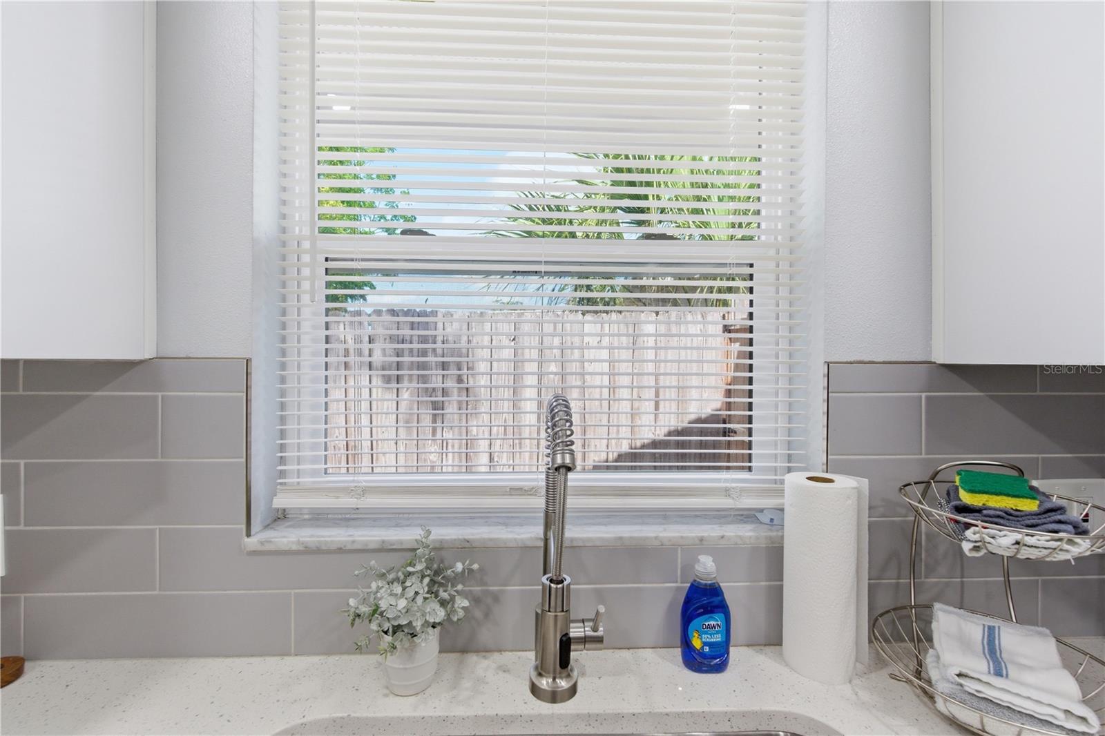 7608 SUE ELLEN DR — photo 12
