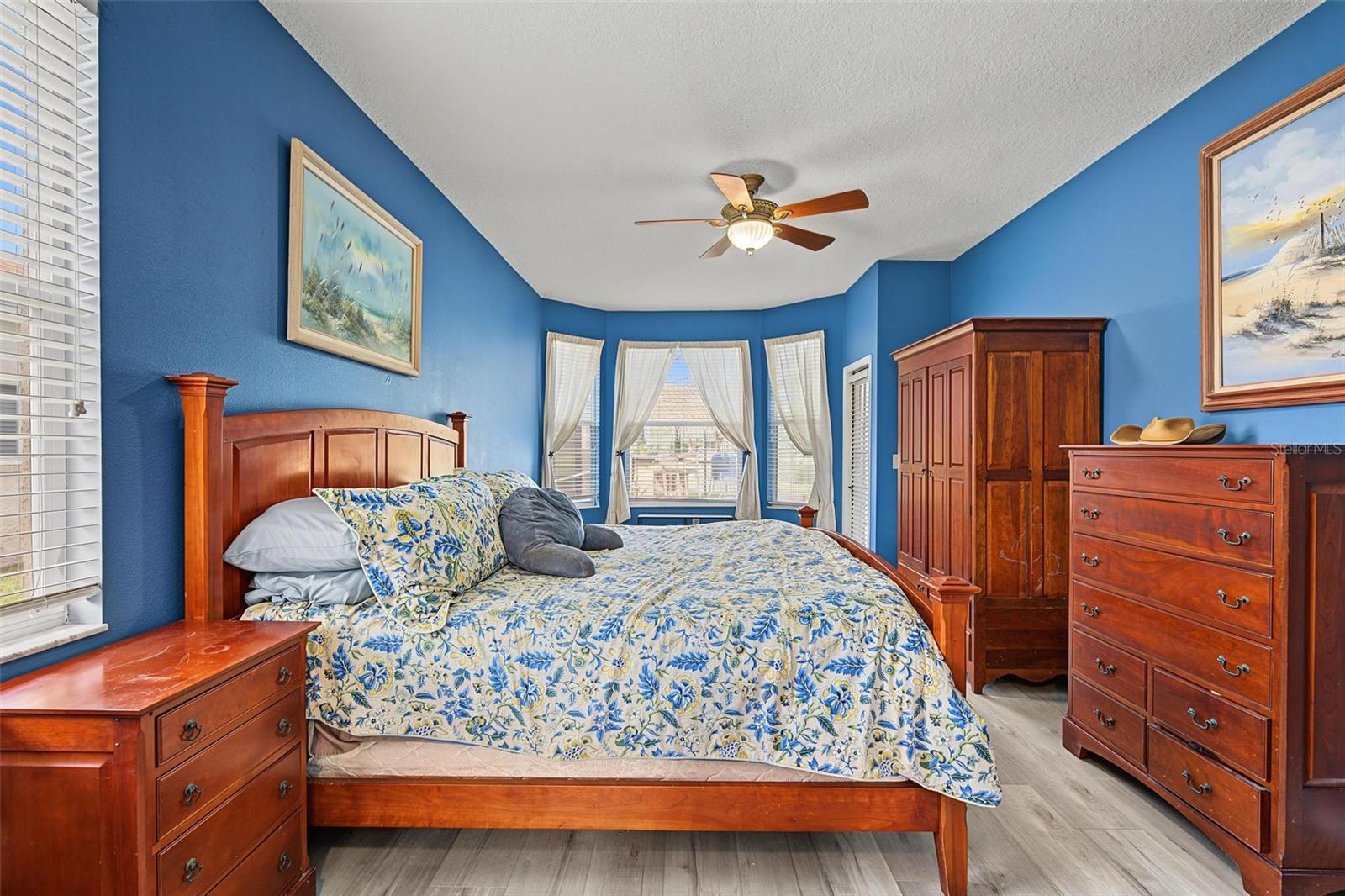 15922 MUIRFIELD DR — photo 12