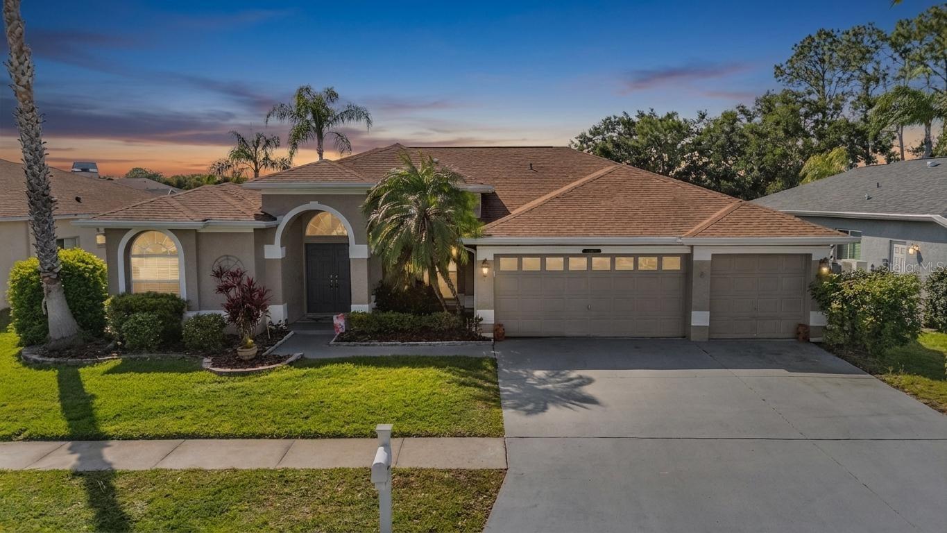 15922 MUIRFIELD DR — photo 3