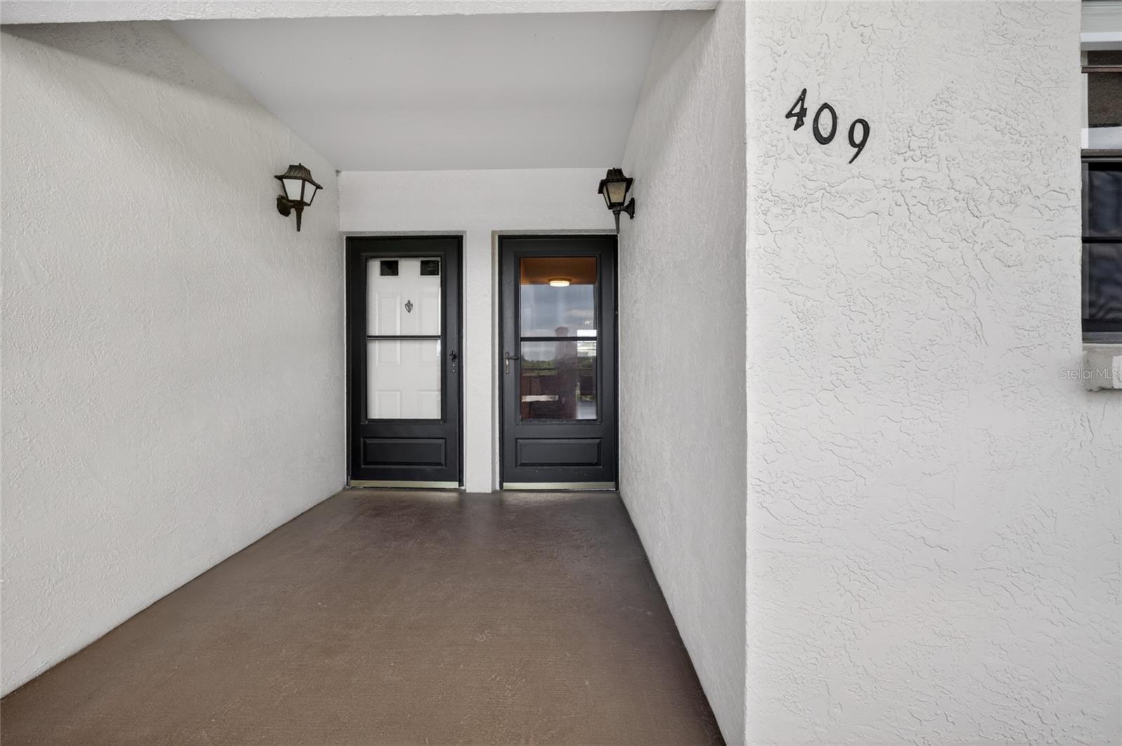 6080 80TH ST N #409 — photo 2