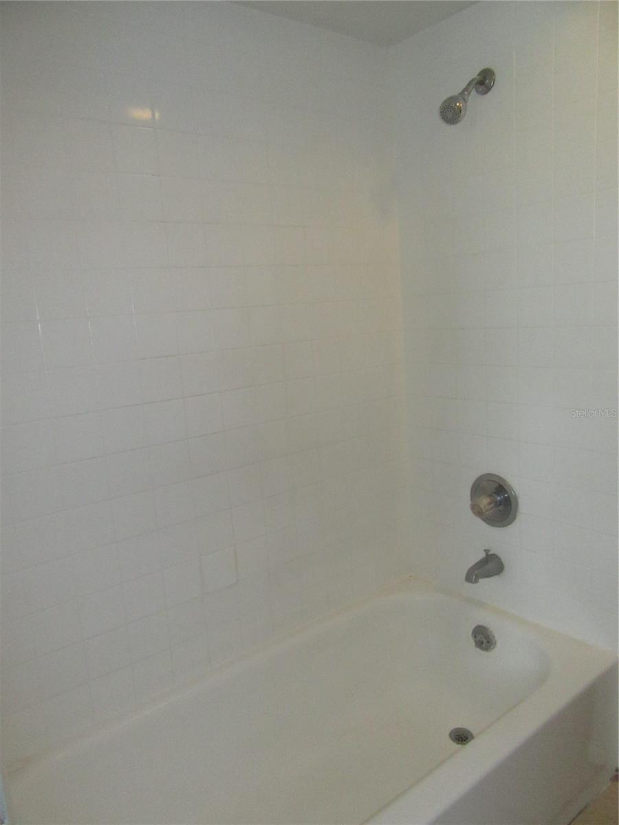 13050 N 20TH ST — photo 16