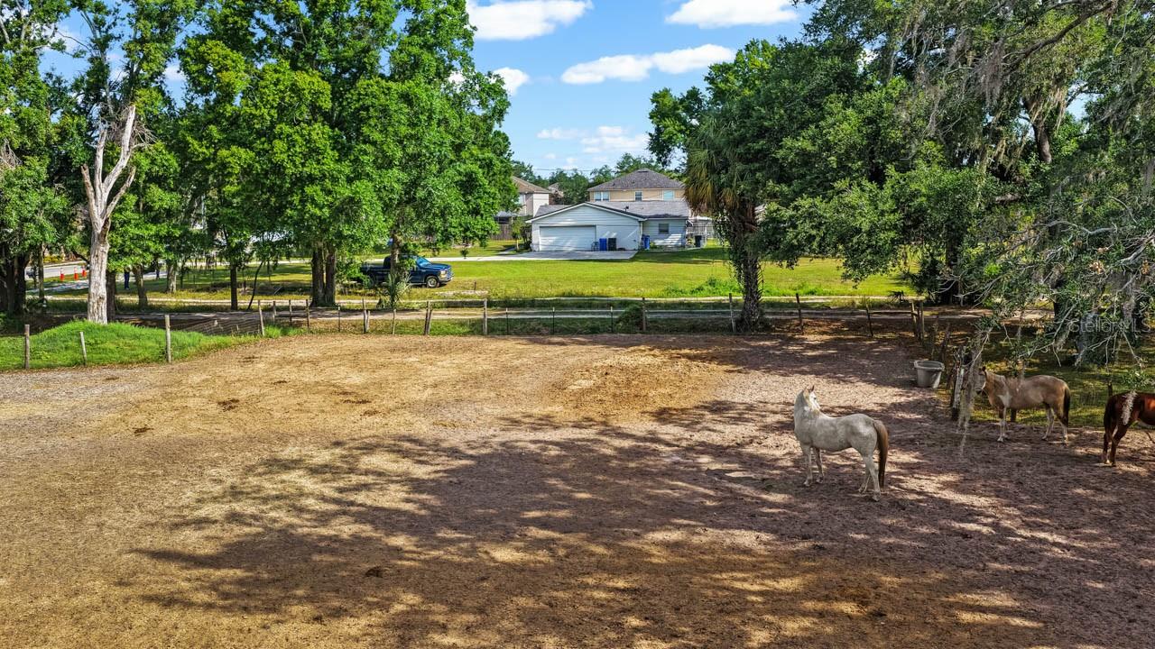 5614 WATSON RD — photo 4