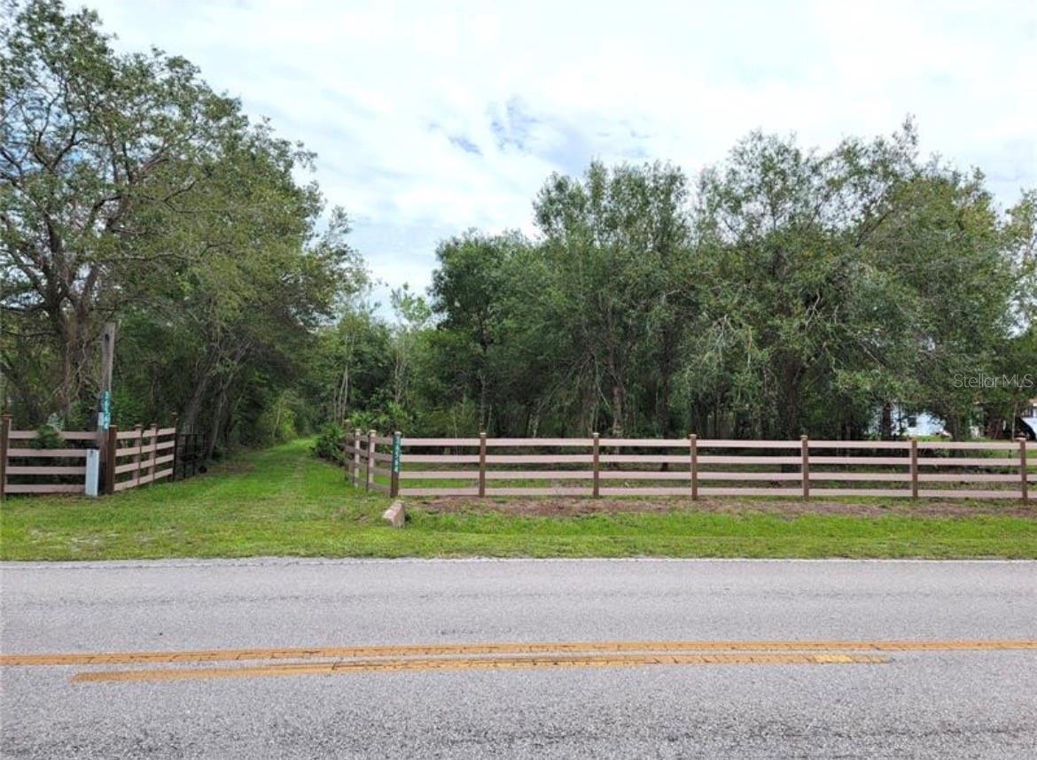 36564 SINGLETARY RD — photo 3