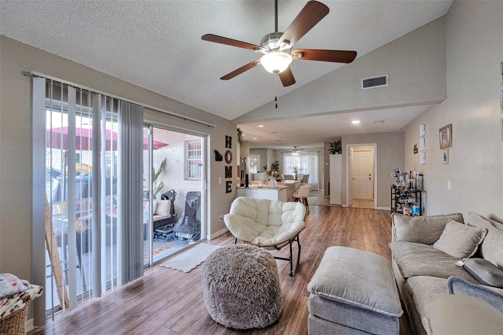 9724 CYPRESS POND AVE — photo 12