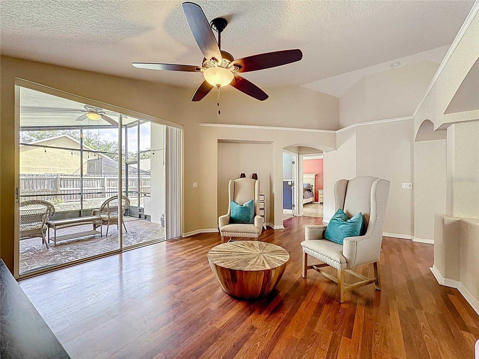 7116 COLONY POINTE DR — photo 31