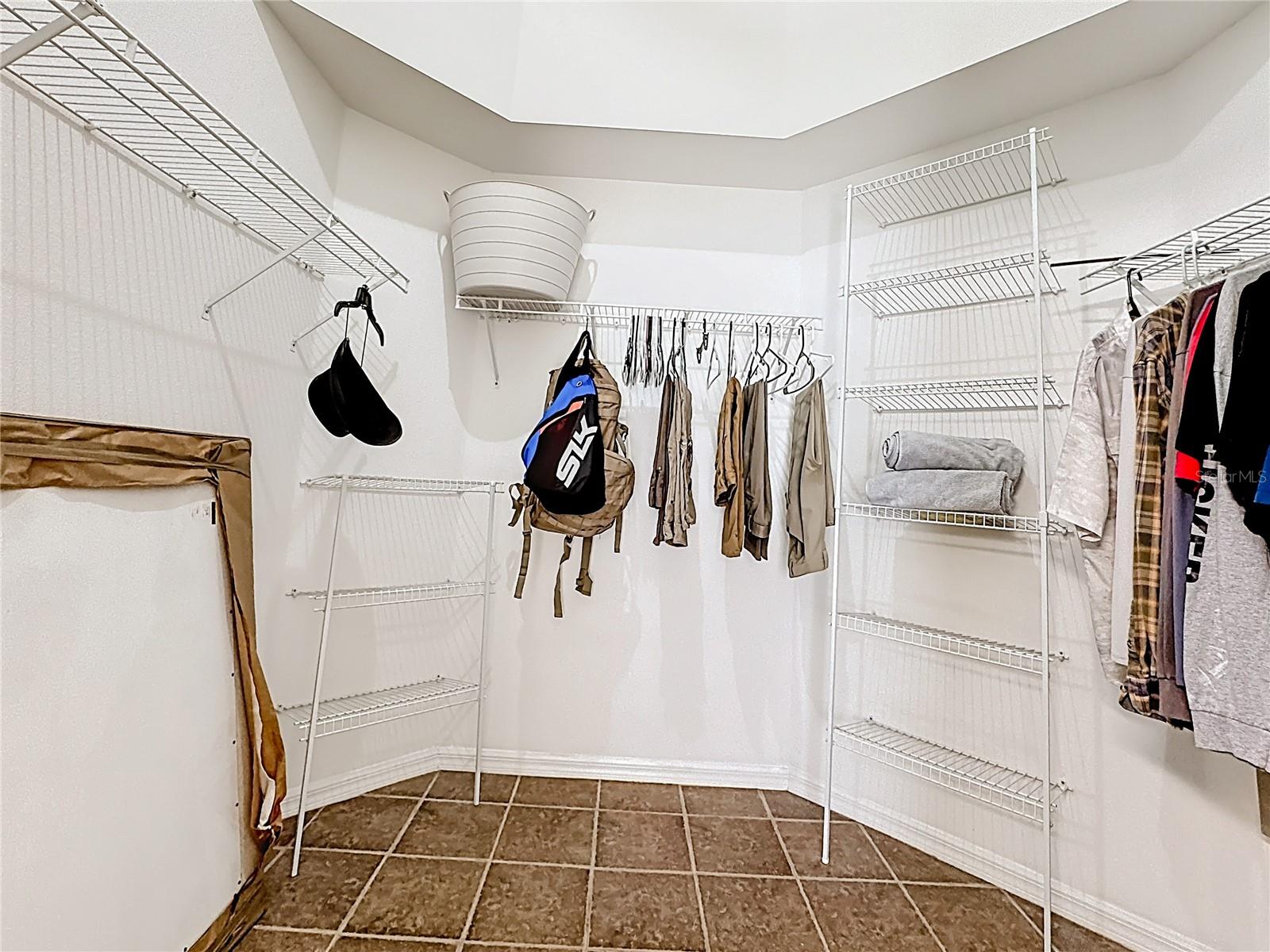 7116 COLONY POINTE DR — photo 20