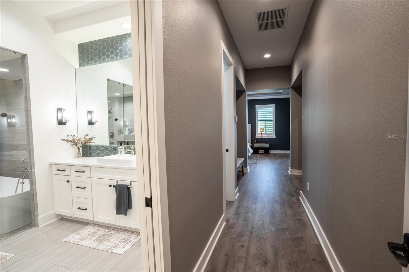 19101 MAGNOLIA FARMS LN — photo 35