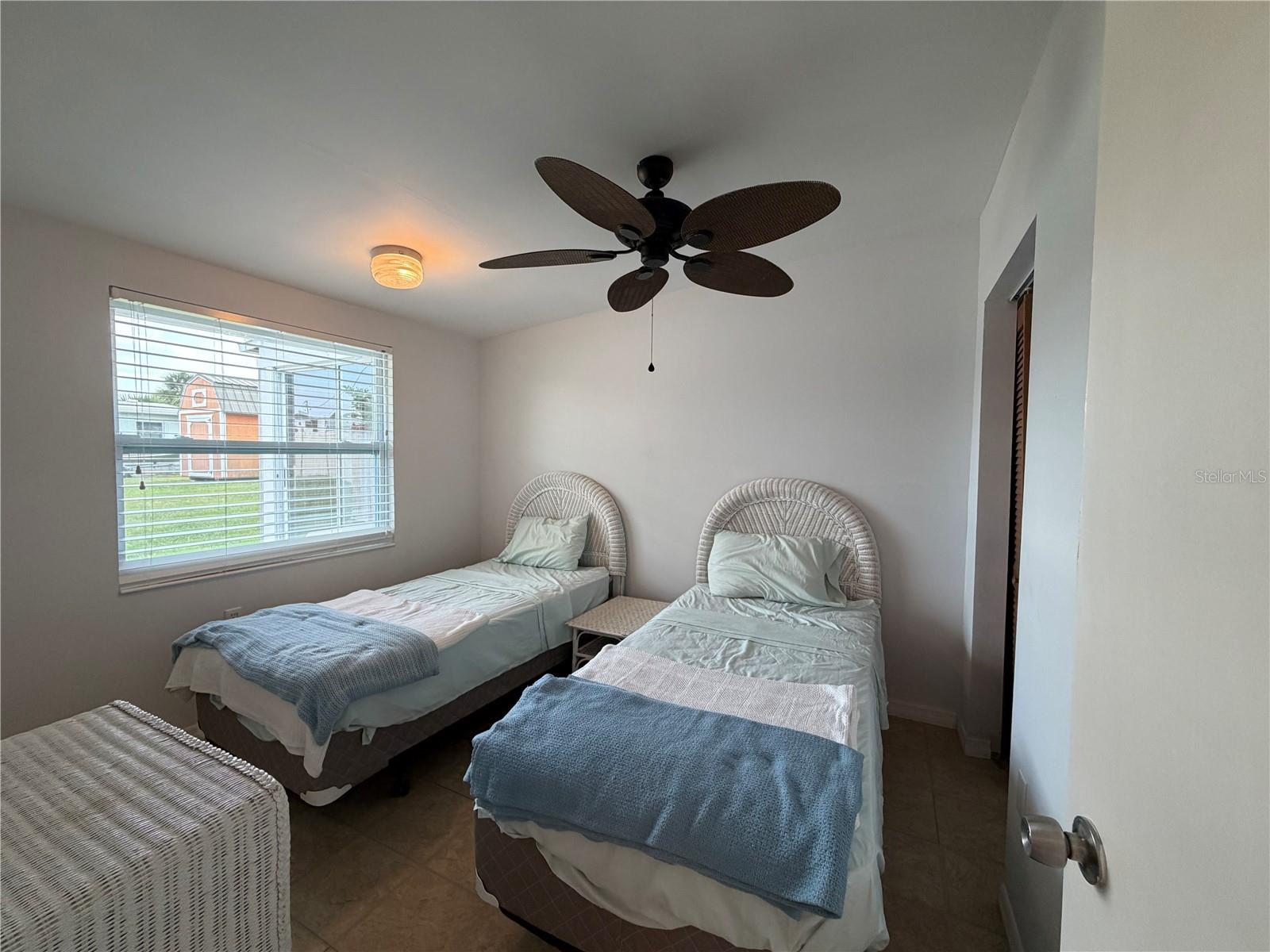 8513 HERBISON AVE — photo 6