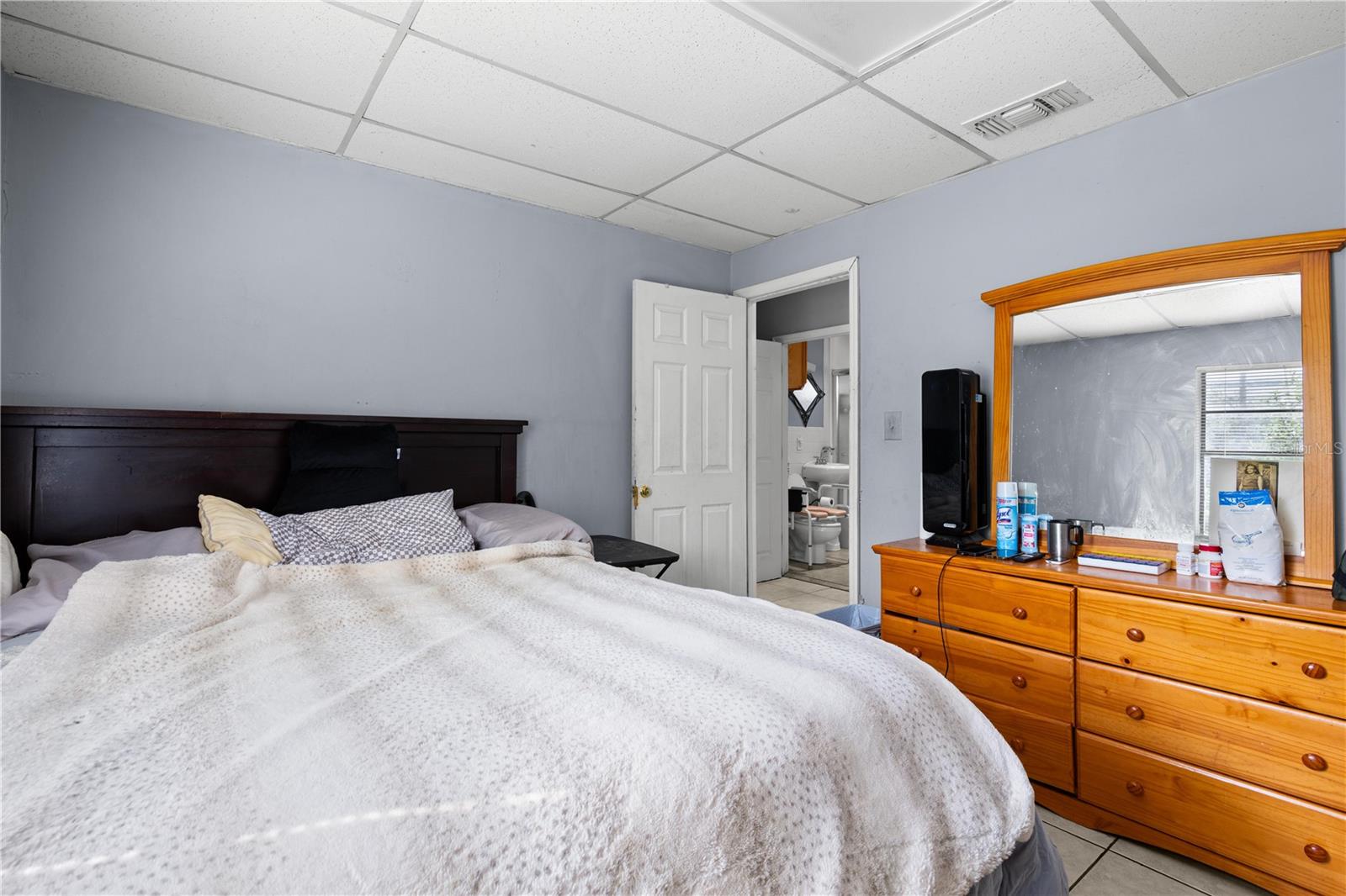 110 N LINCOLN AVE — photo 46