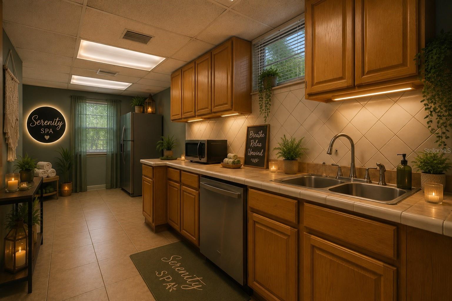 110 N LINCOLN AVE — photo 26