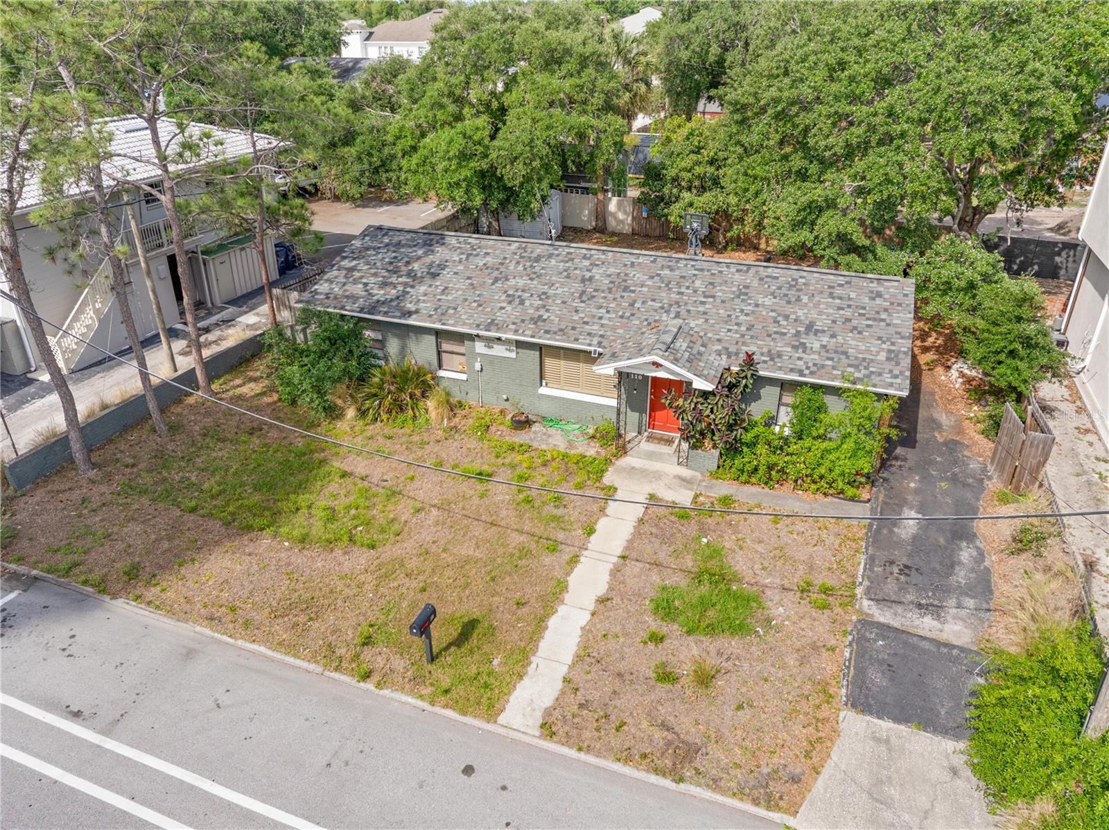 110 N LINCOLN AVE — photo 54