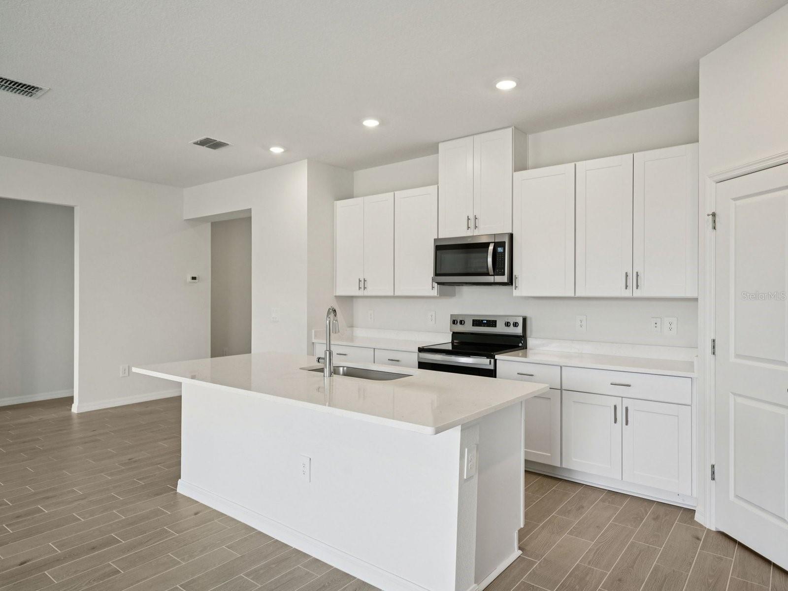128 OUTBACK HIDEAWAY AVE — photo 11