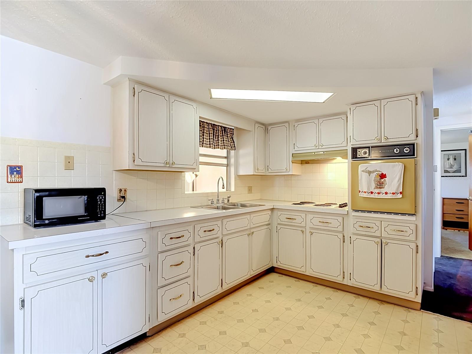 4617 CROTON DR — photo 5