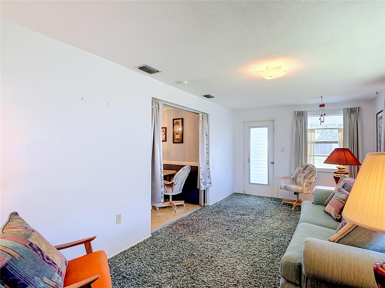 4617 CROTON DR — photo 38