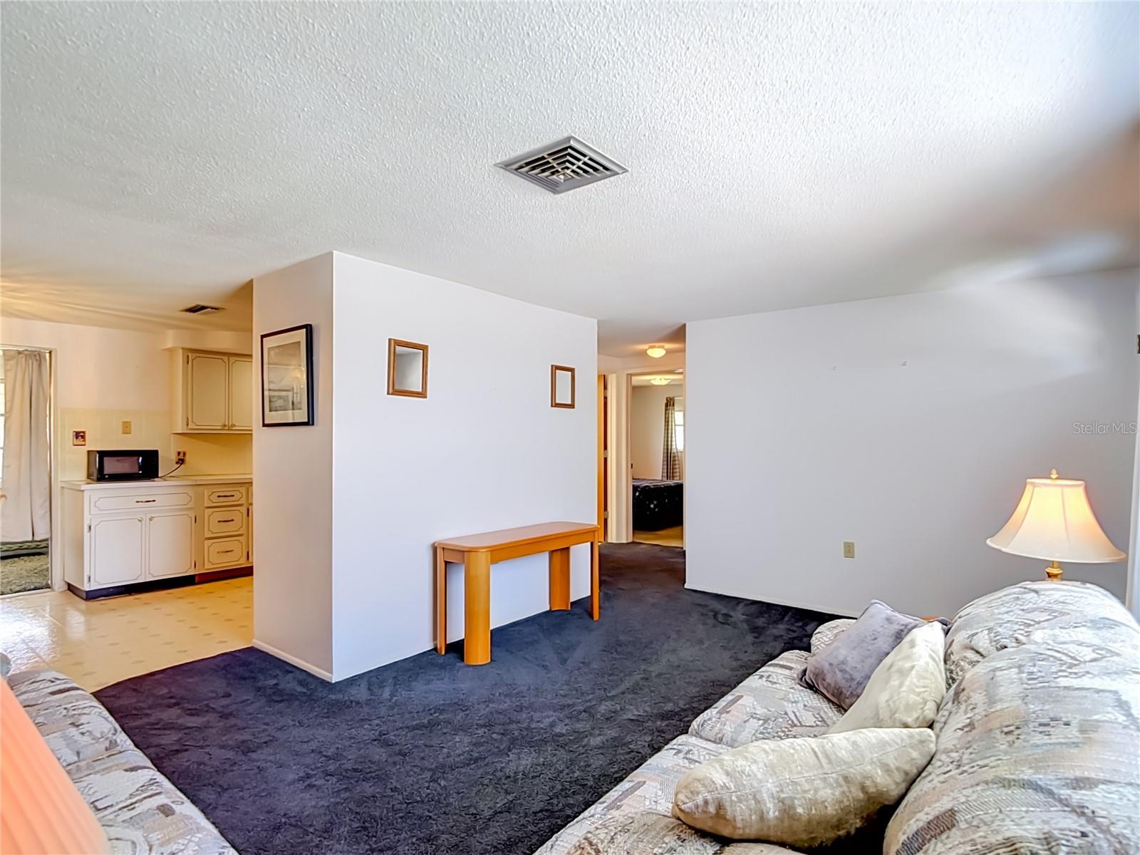4617 CROTON DR — photo 4