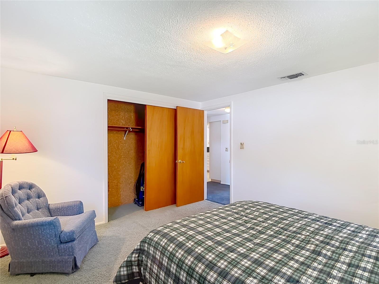 4617 CROTON DR — photo 34