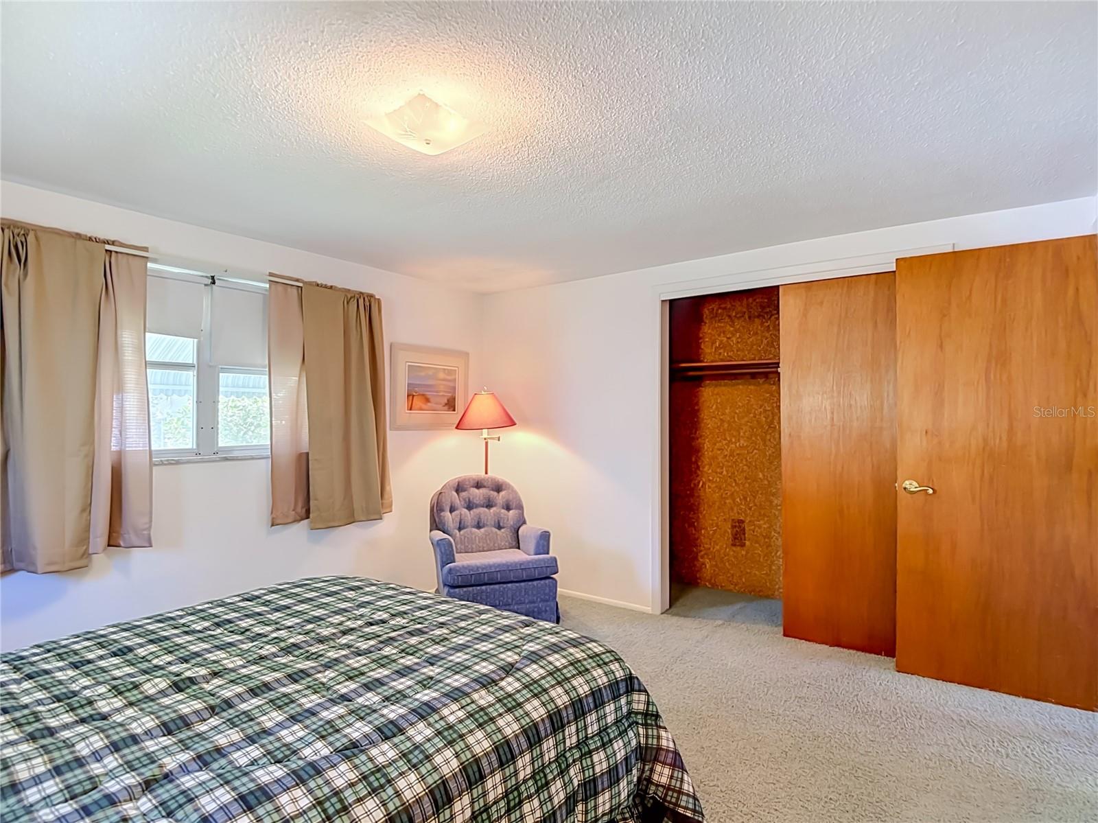 4617 CROTON DR — photo 33