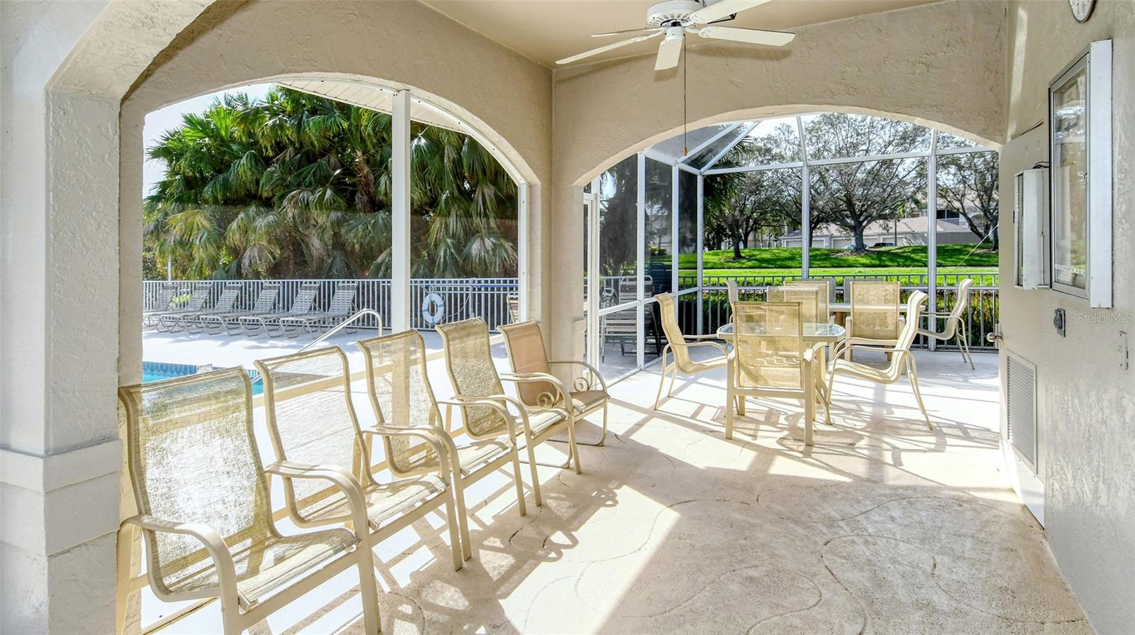 9610 CLUB SOUTH CIR #4302 — photo 32