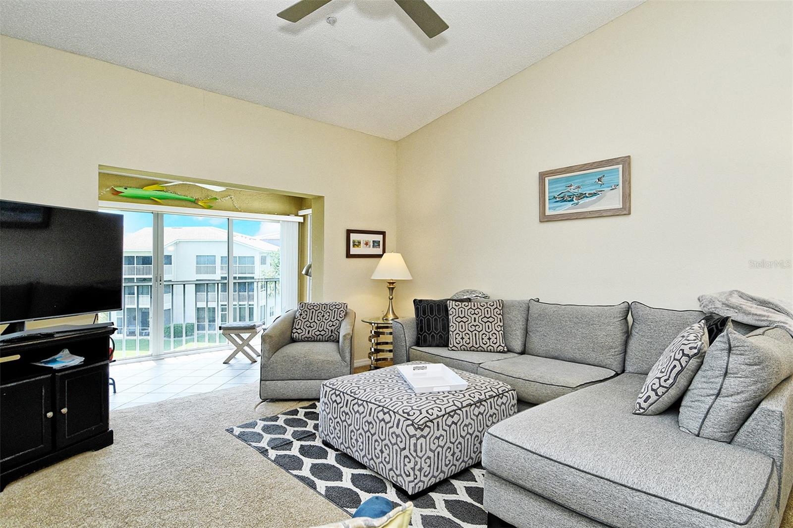 9610 CLUB SOUTH CIR #4302 — photo 2