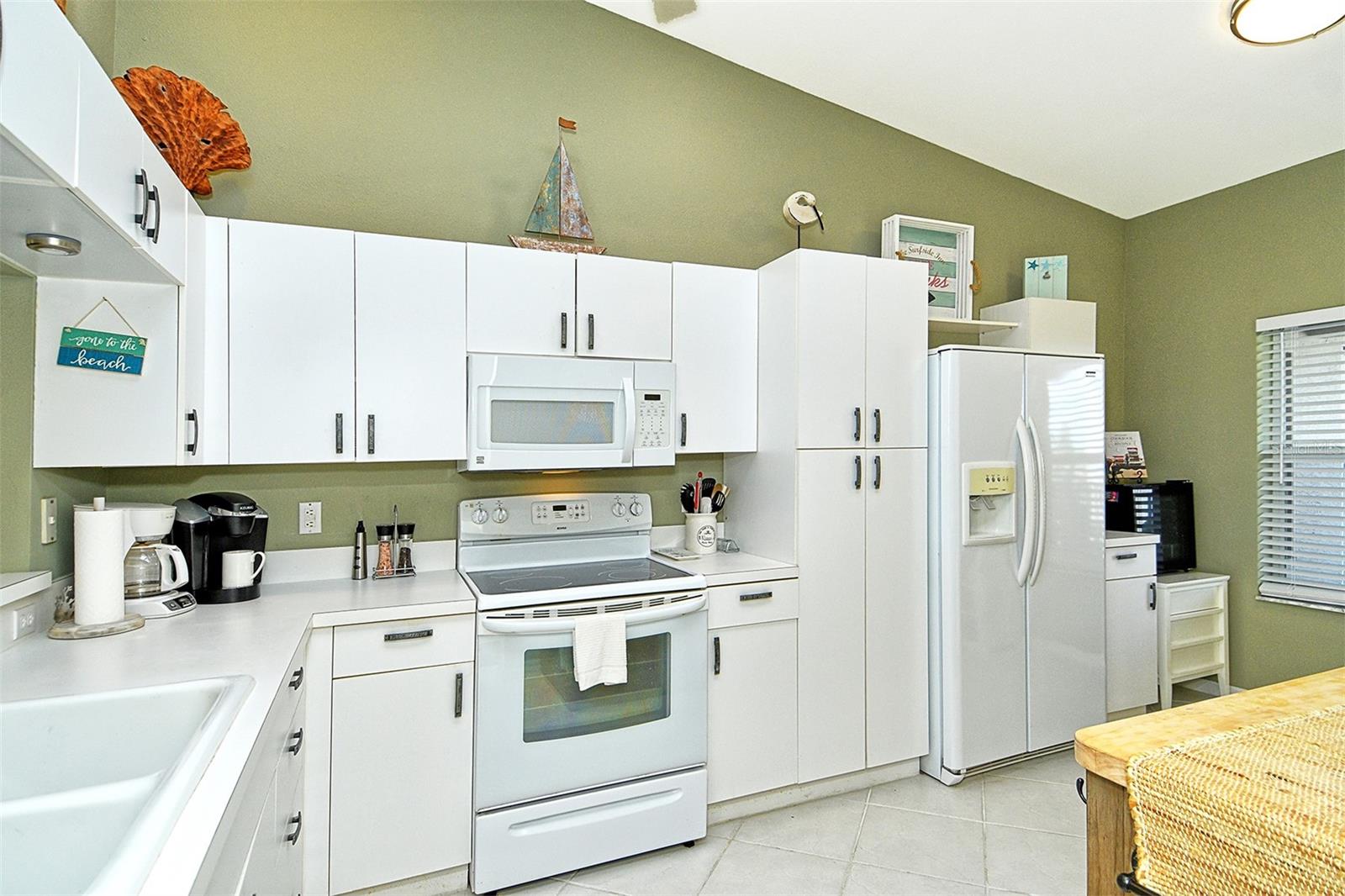 9610 CLUB SOUTH CIR #4302 — photo 13