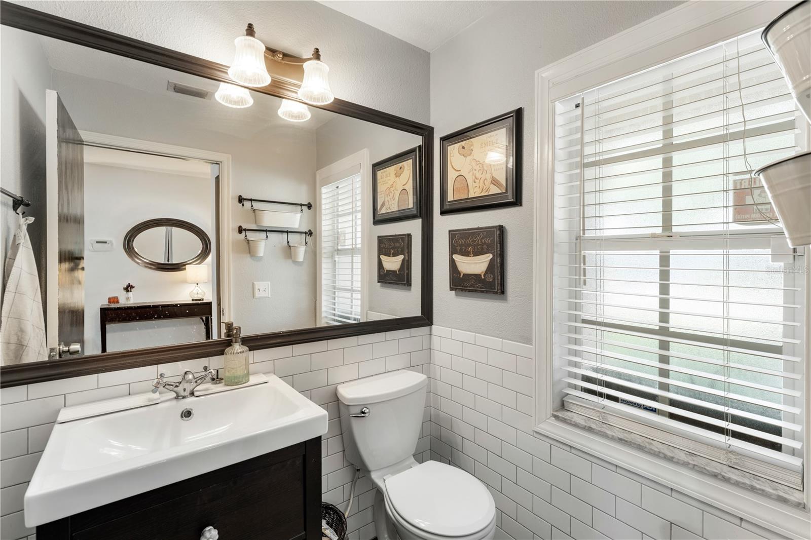 9758 FOX HOLLOW RD — photo 32