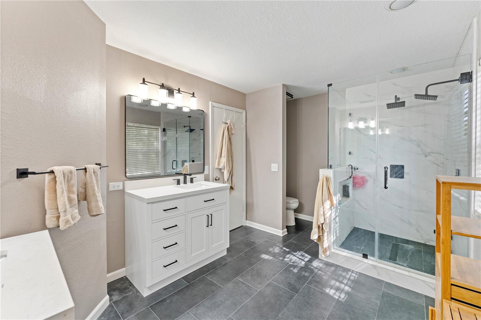 9758 FOX HOLLOW RD — photo 17