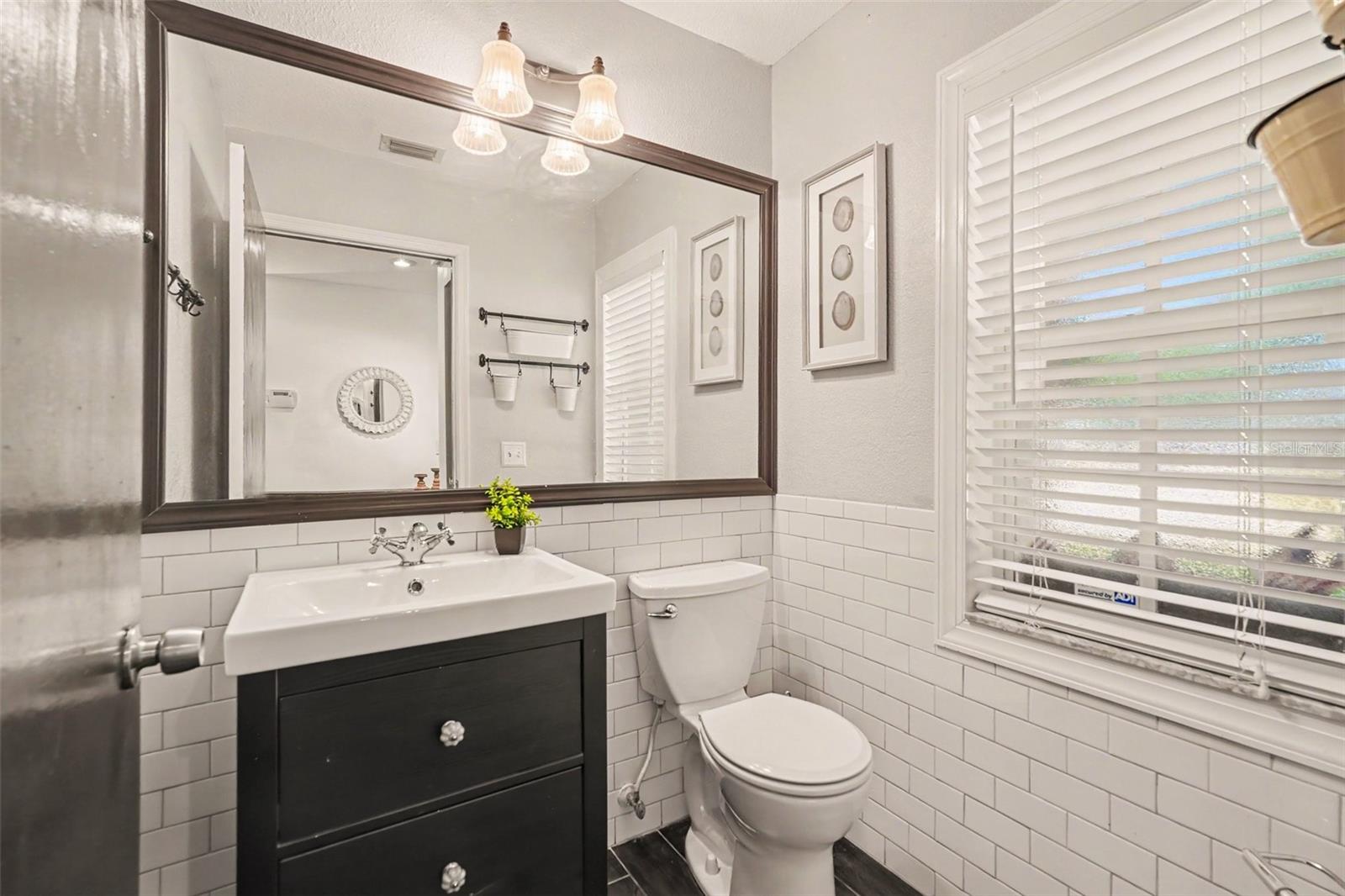 9758 FOX HOLLOW RD — photo 31
