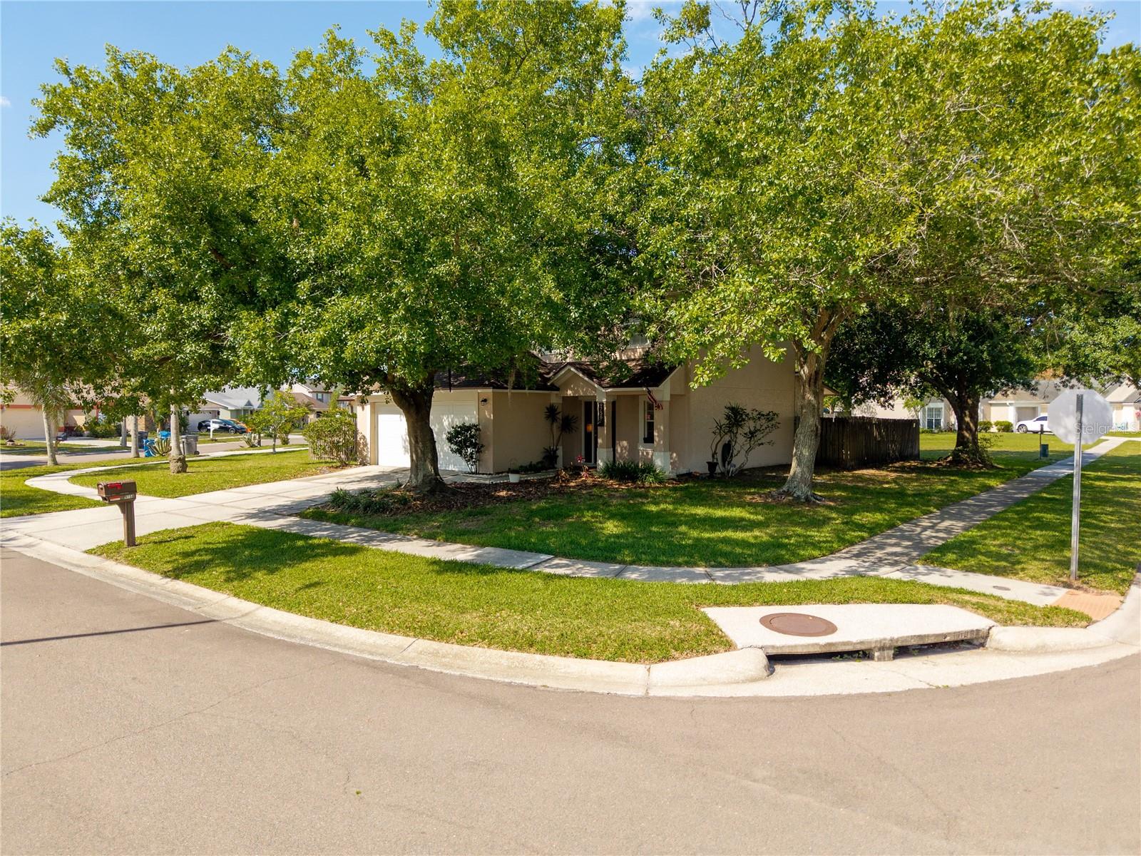 9758 FOX HOLLOW RD — photo 49