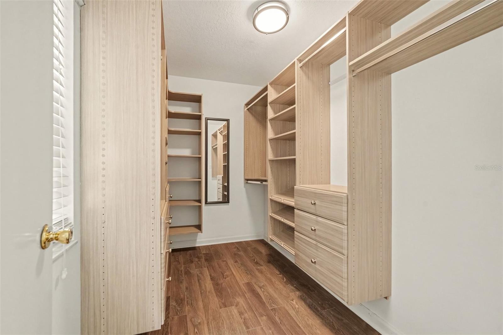 9758 FOX HOLLOW RD — photo 19