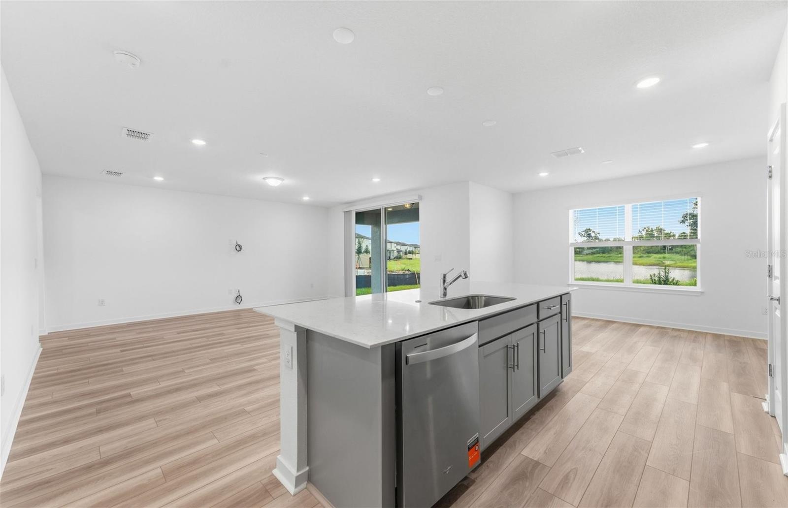 9885 TRELLIS VINE WAY — photo 4