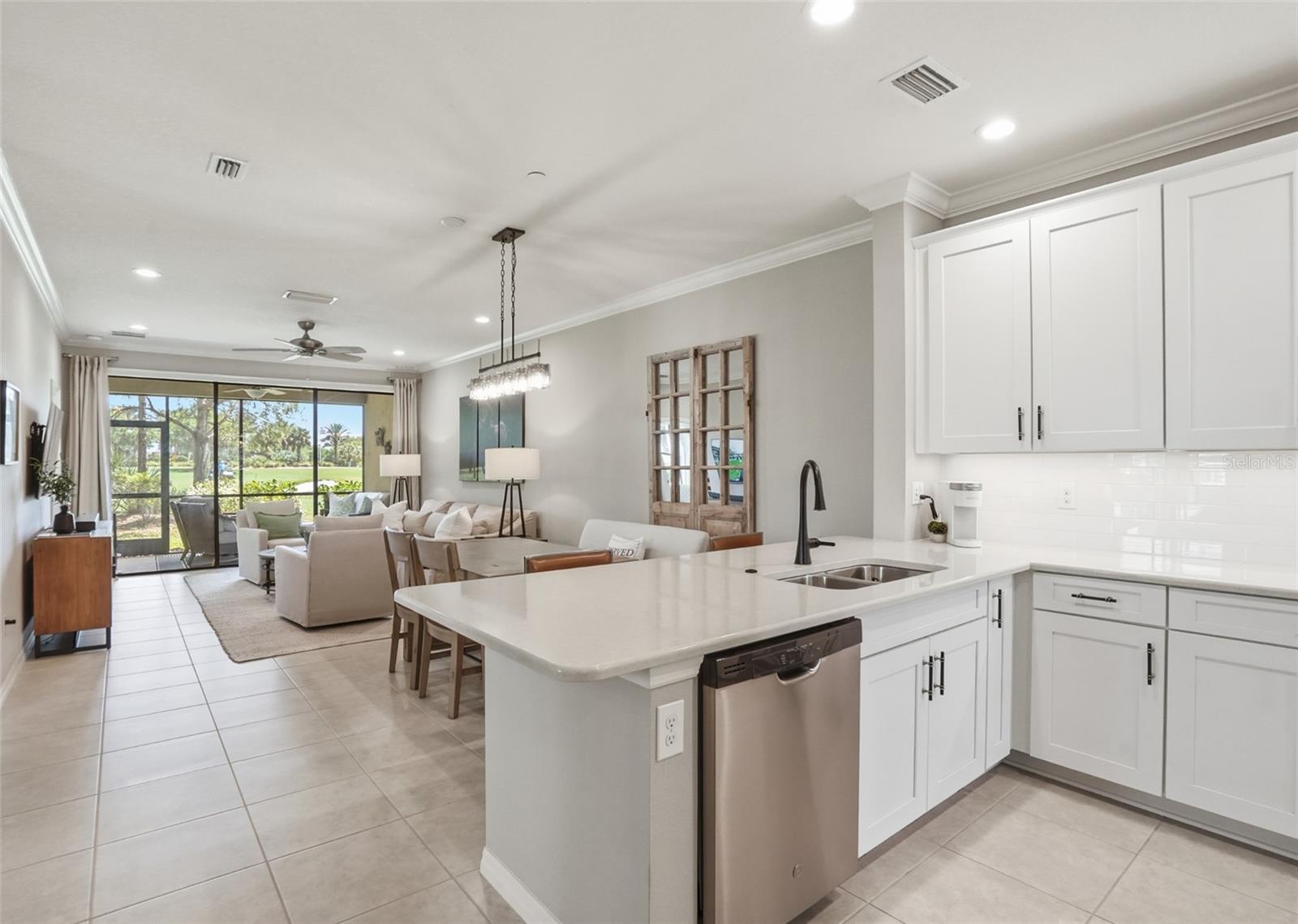 12720 SORRENTO WAY #101 — photo 4