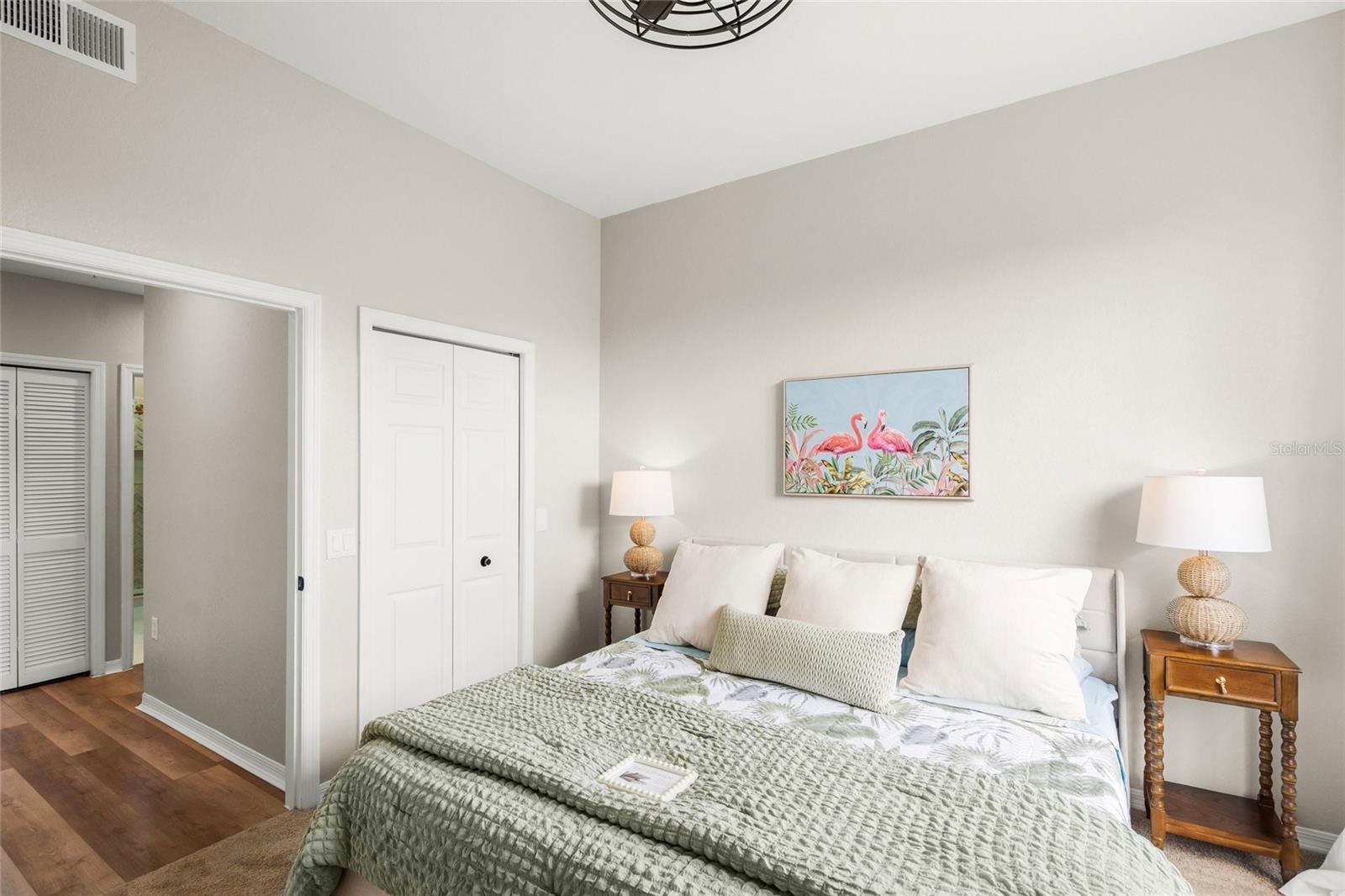 5160 NORTHRIDGE RD #302 — photo 15