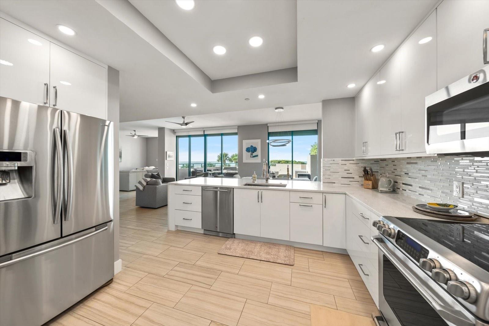 1560 GULF BLVD #304 — photo 7