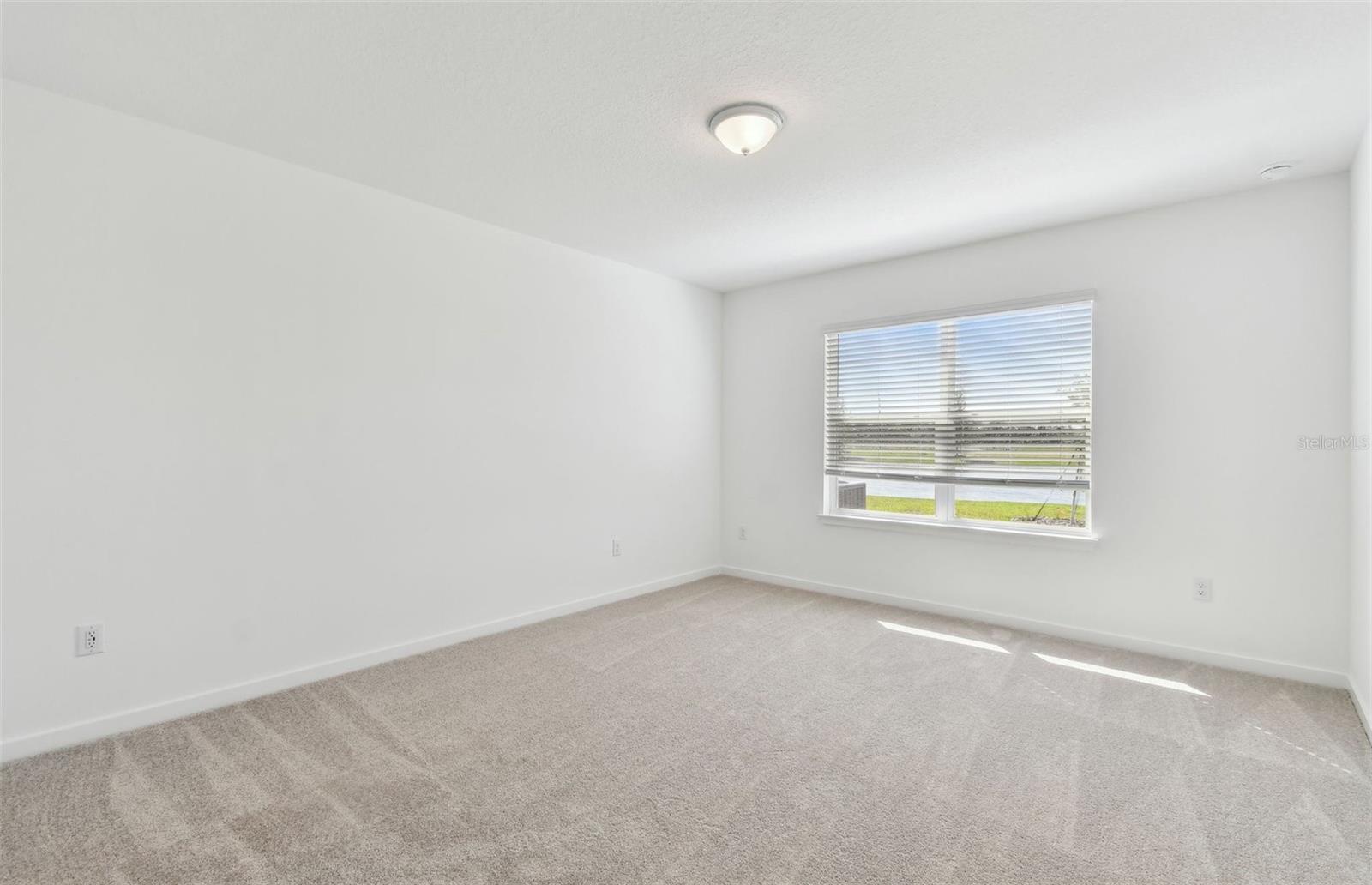 10818 SAPPHIRE BREEZE CV — photo 9