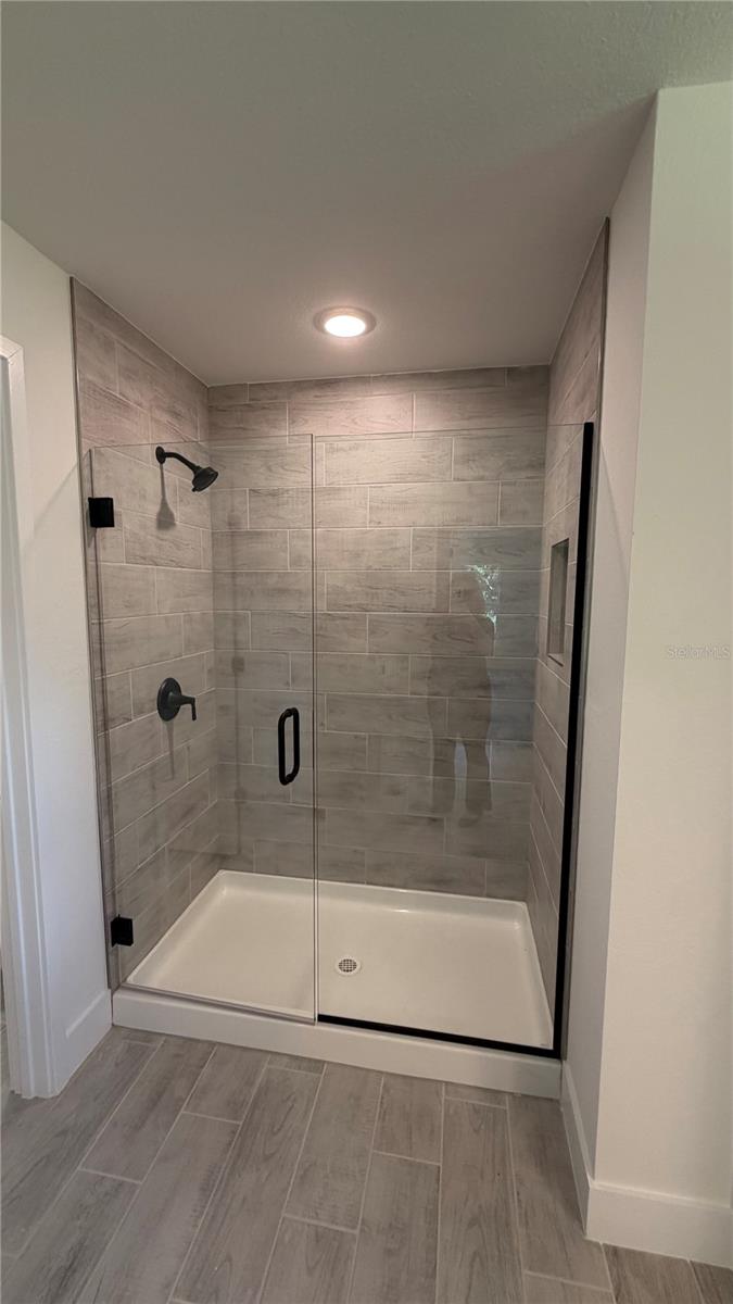 7818 TARABILLA AVE — photo 8
