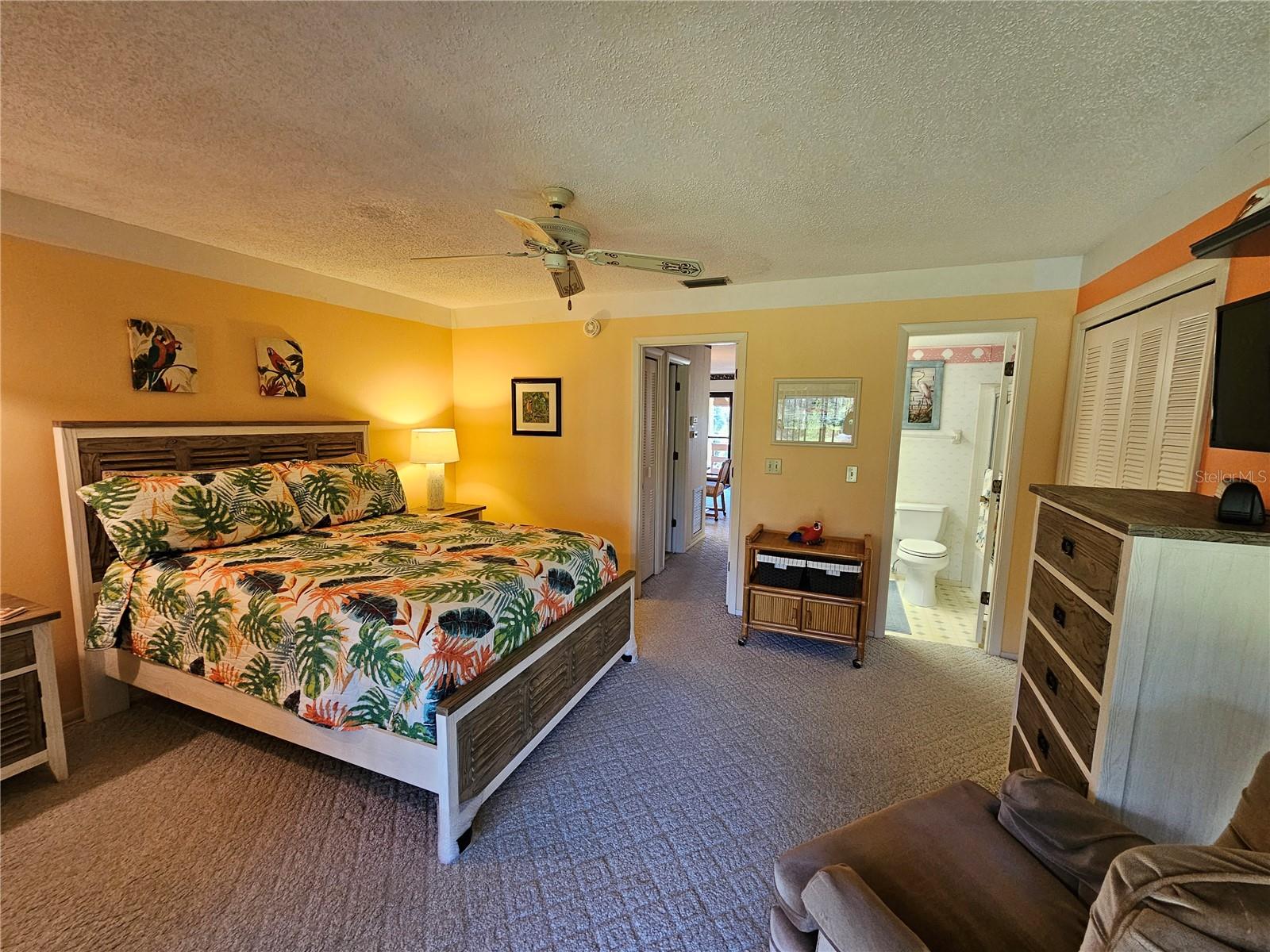 6 QUAILS RUN BLVD #9 — photo 11