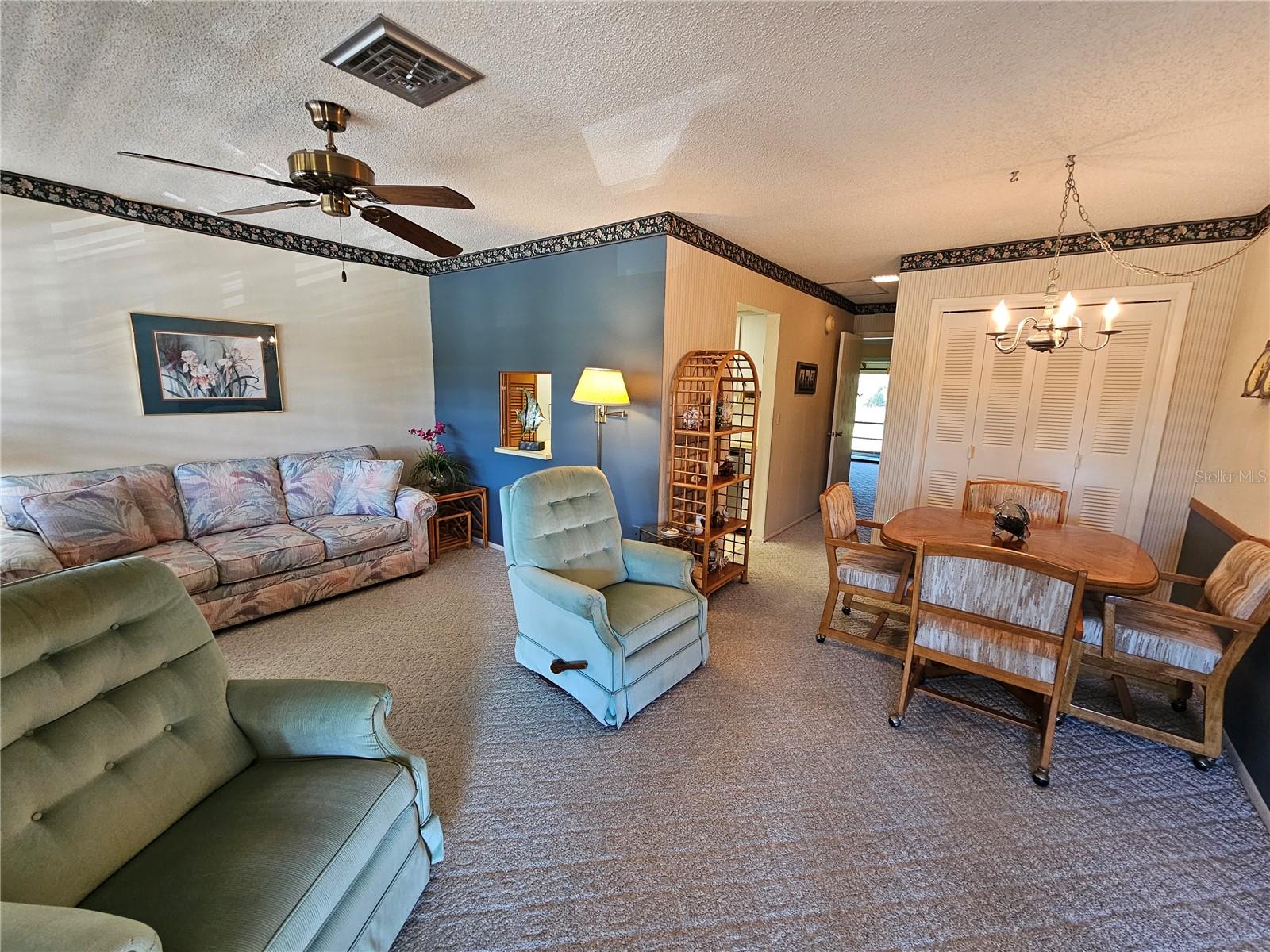 6 QUAILS RUN BLVD #9 — photo 5