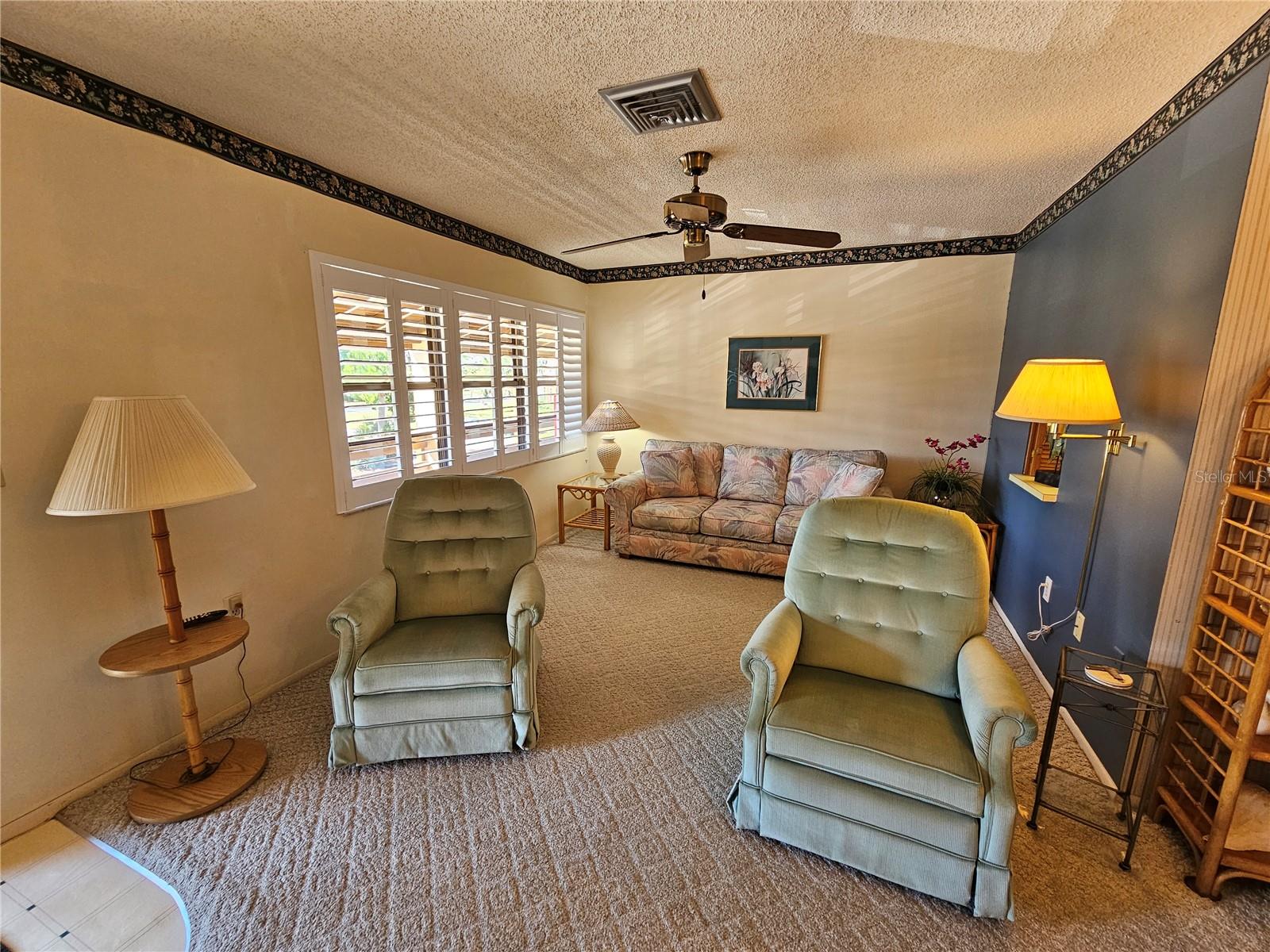 6 QUAILS RUN BLVD #9 — photo 4