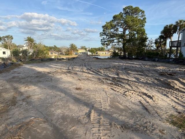 5250 MILLER BAYOU DR — photo 2