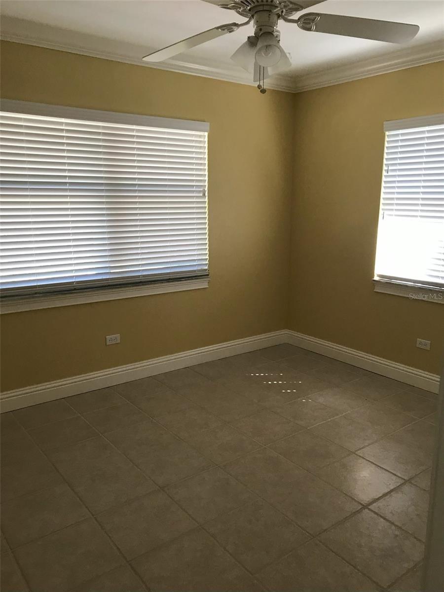 2165 SUNNYSIDE LN — photo 17