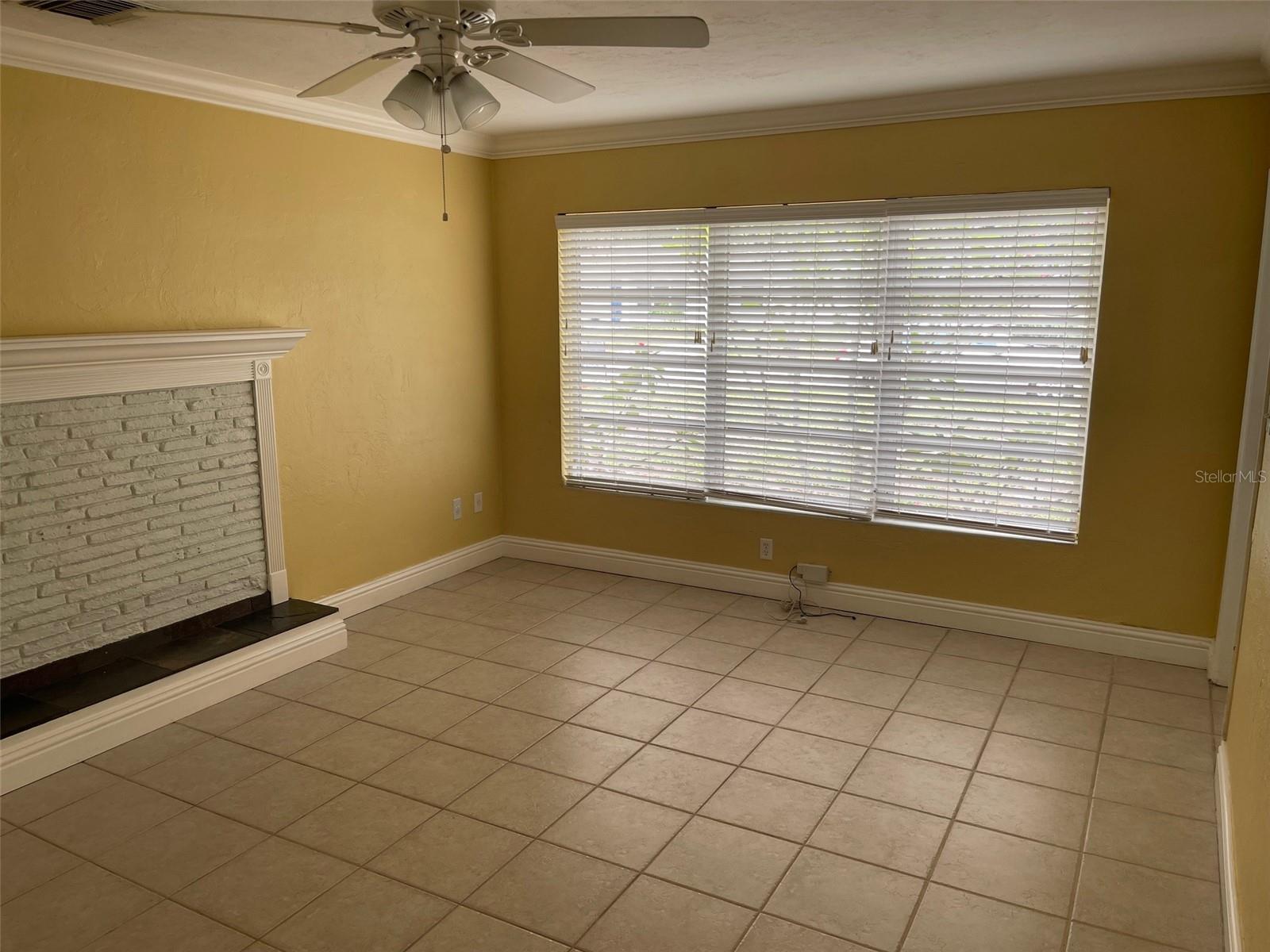 2165 SUNNYSIDE LN — photo 20