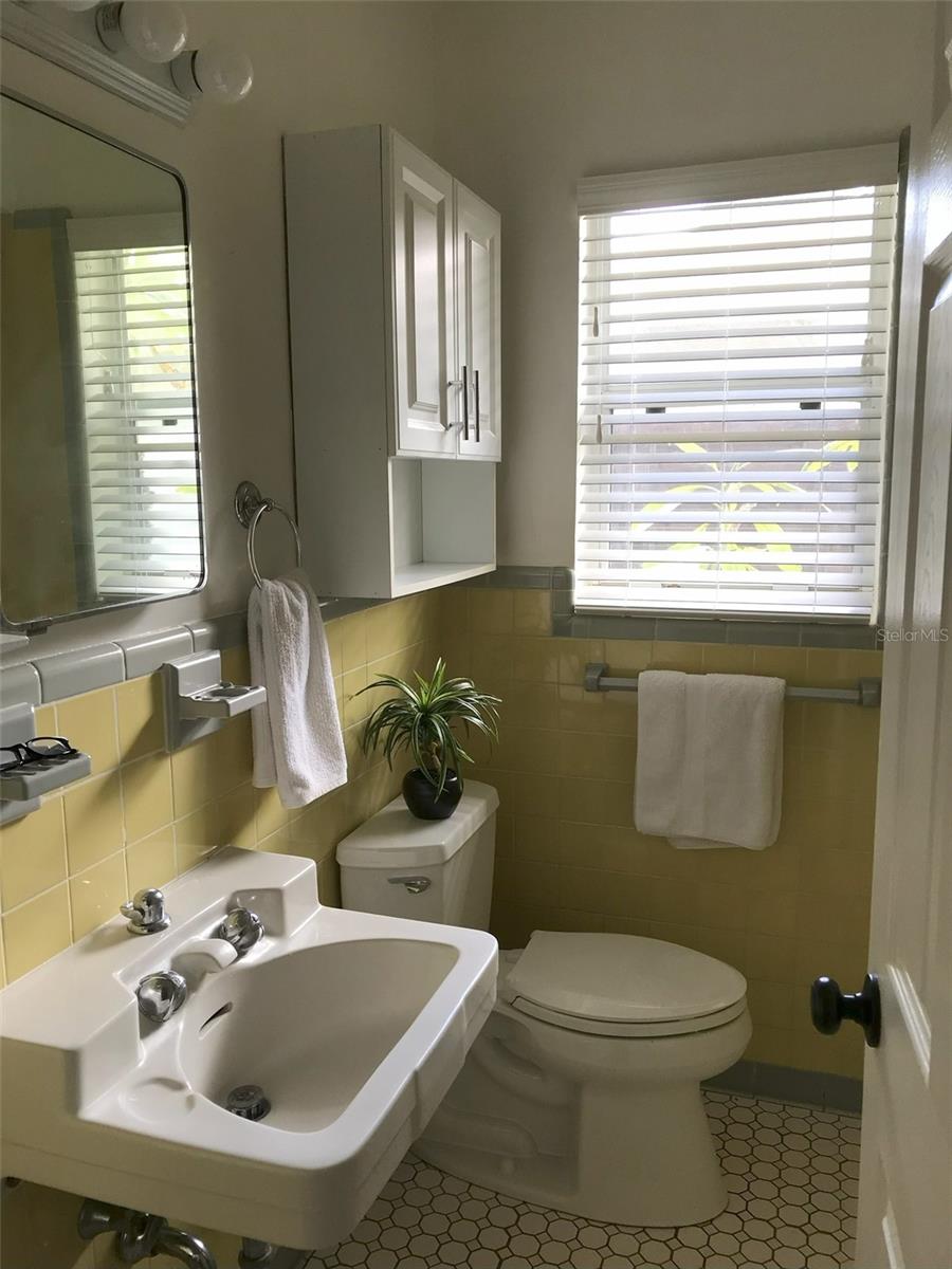 2165 SUNNYSIDE LN — photo 15